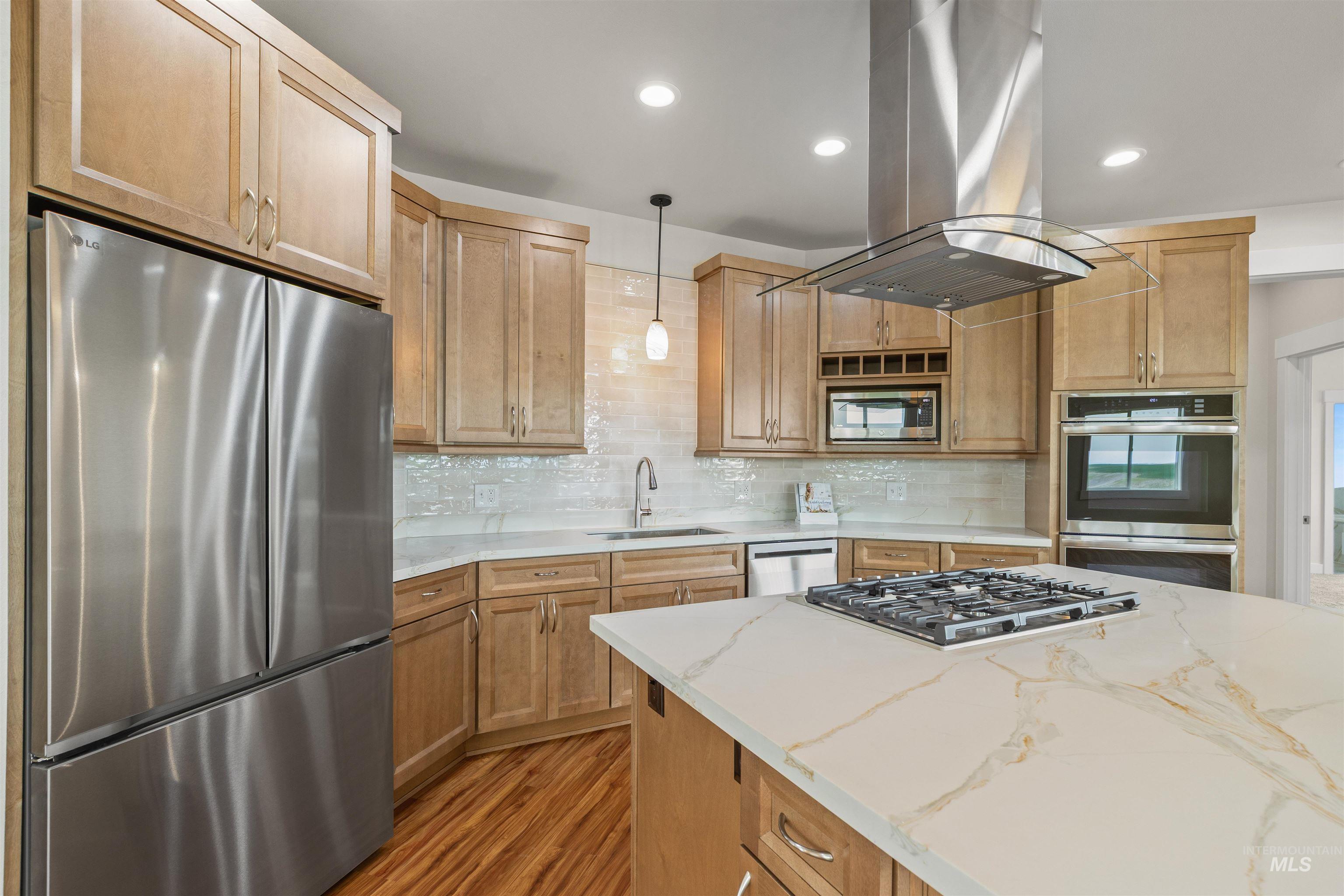1743 Golden Hills Drive, Lewiston, Idaho 83501, 4 Bedrooms, 2.5 Bathrooms, Residential For Sale, Price $749,900,MLS 98978424