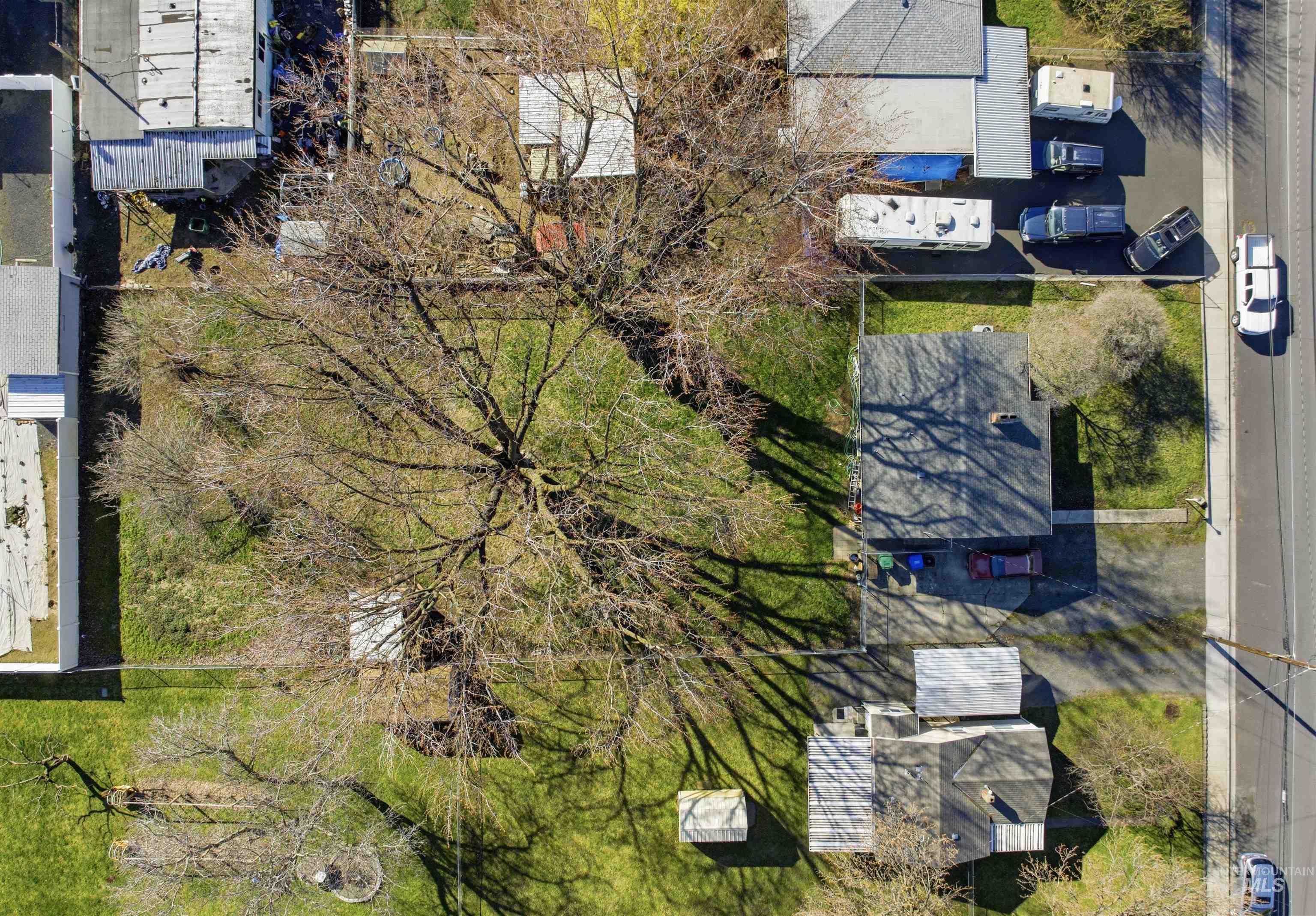 706 Warner Ave, Lewiston, Idaho 83501, 3 Bedrooms, 1 Bathroom, Residential For Sale, Price $275,000, 98978425