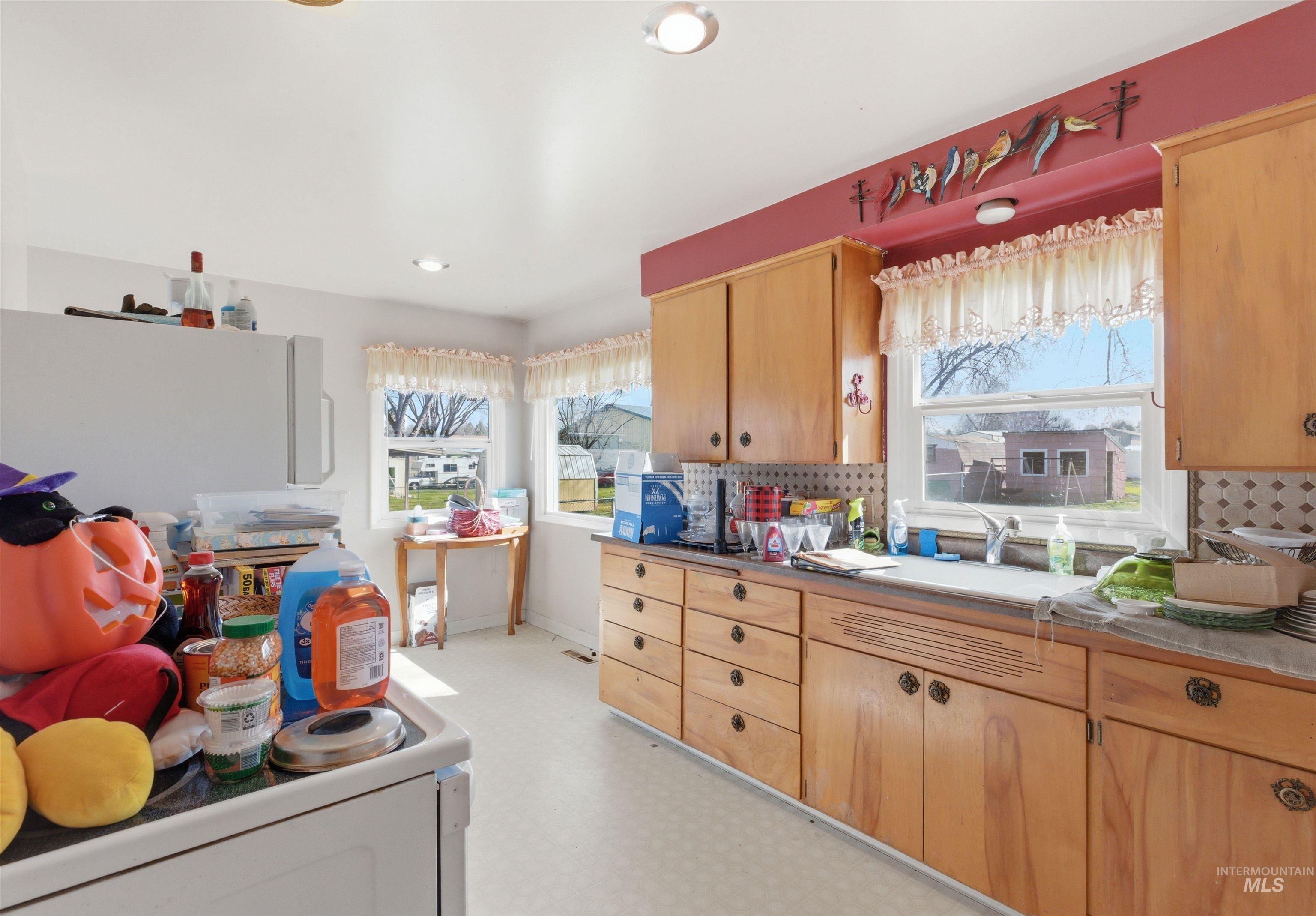 706 Warner Ave, Lewiston, Idaho 83501, 3 Bedrooms, 1 Bathroom, Residential For Sale, Price $275,000, 98978425