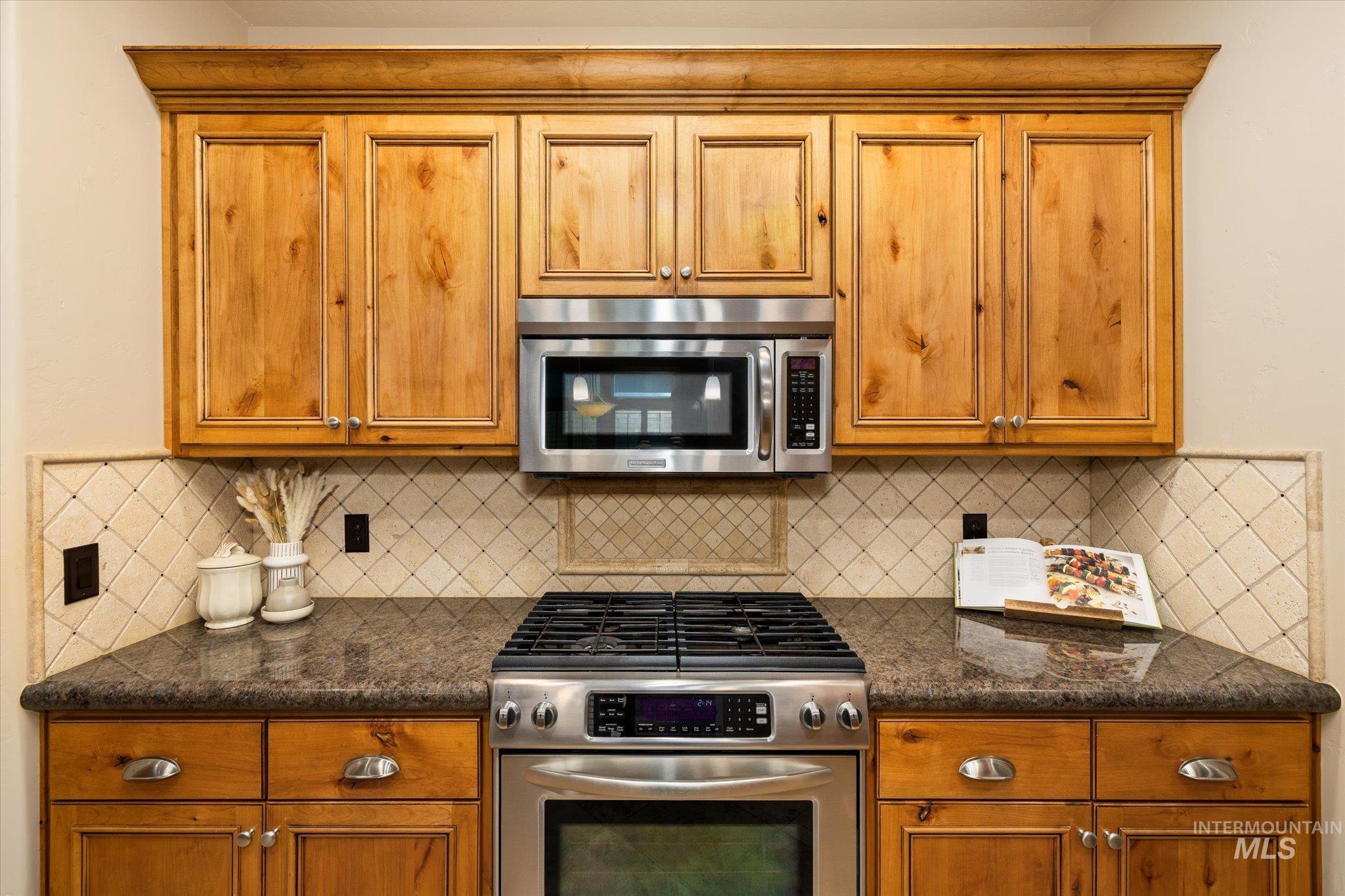 1664 W Par Ct, Eagle, Idaho 83616, 3 Bedrooms, 2 Bathrooms, Residential For Sale, Price $629,900,MLS 98978427