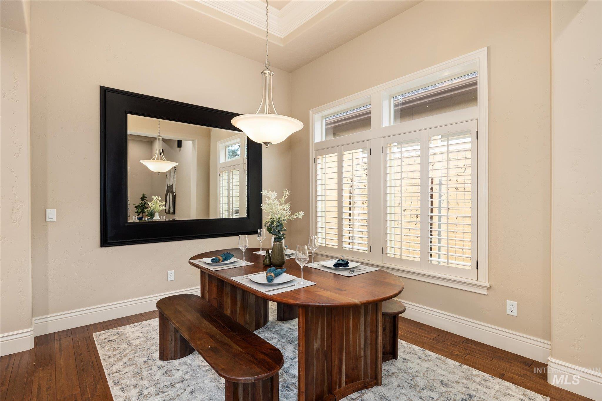 1664 W Par Ct, Eagle, Idaho 83616, 3 Bedrooms, 2 Bathrooms, Residential For Sale, Price $629,900,MLS 98978427