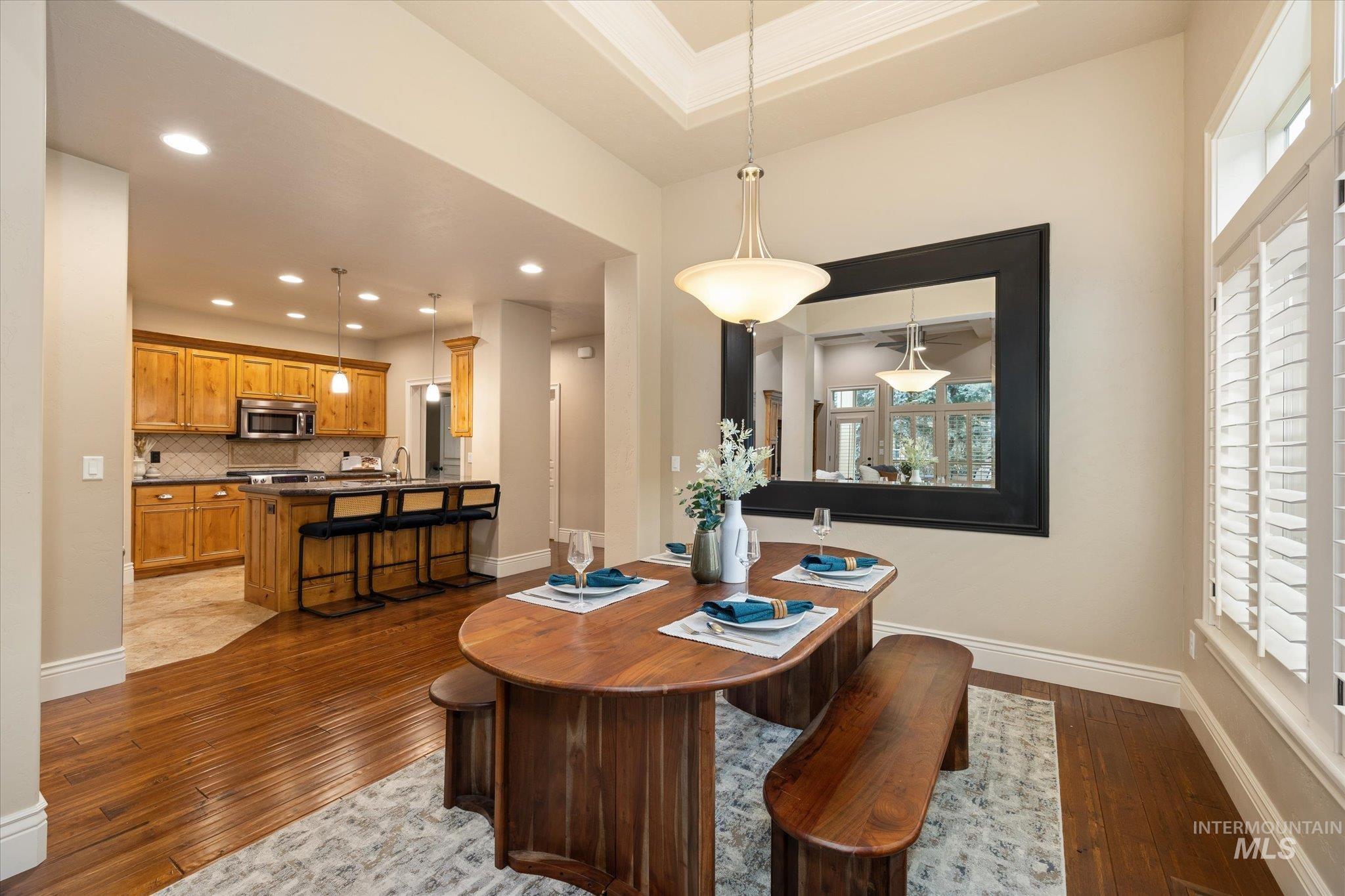 1664 W Par Ct, Eagle, Idaho 83616, 3 Bedrooms, 2 Bathrooms, Residential For Sale, Price $629,900,MLS 98978427