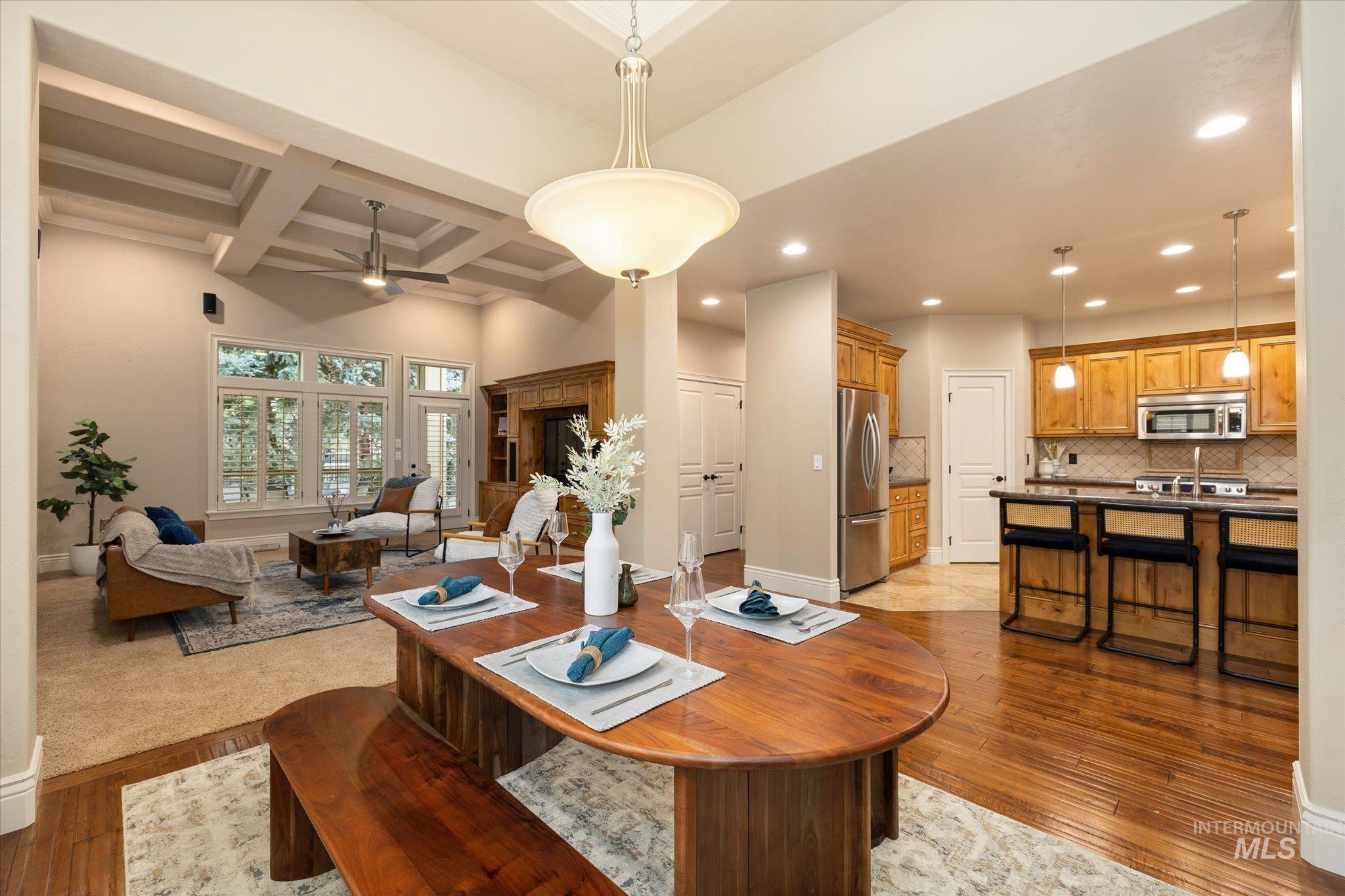 1664 W Par Ct, Eagle, Idaho 83616, 3 Bedrooms, 2 Bathrooms, Residential For Sale, Price $629,900,MLS 98978427