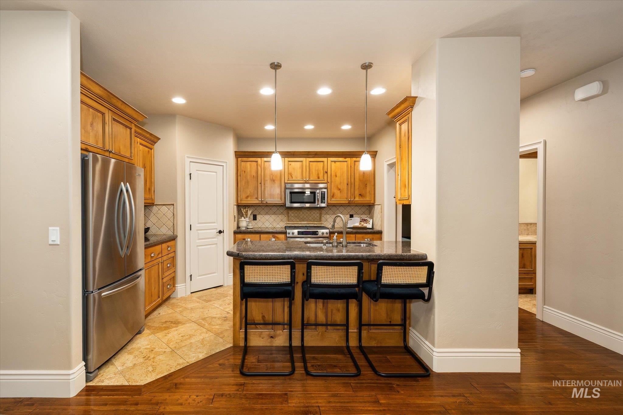 1664 W Par Ct, Eagle, Idaho 83616, 3 Bedrooms, 2 Bathrooms, Residential For Sale, Price $629,900,MLS 98978427