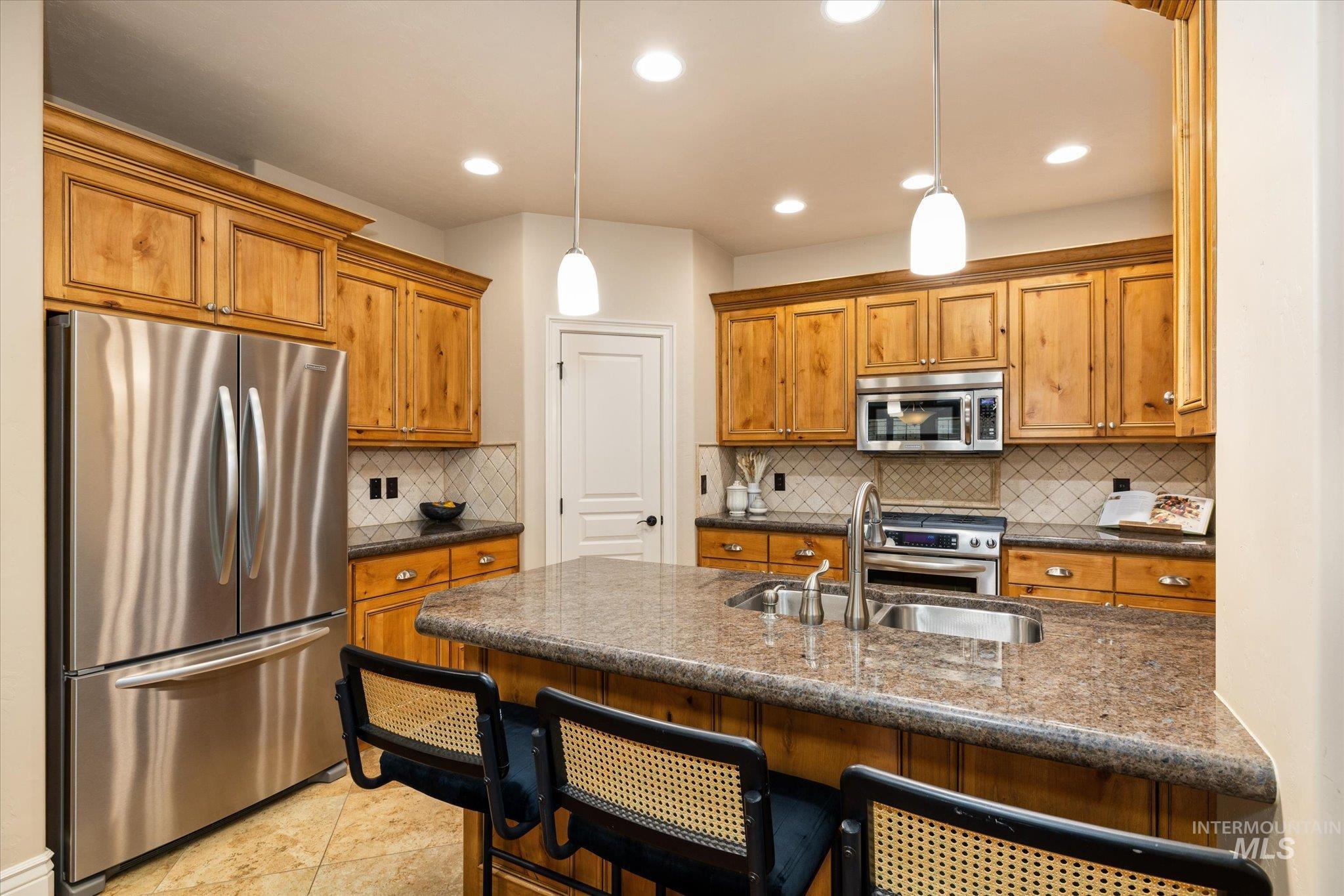 1664 W Par Ct, Eagle, Idaho 83616, 3 Bedrooms, 2 Bathrooms, Residential For Sale, Price $629,900,MLS 98978427