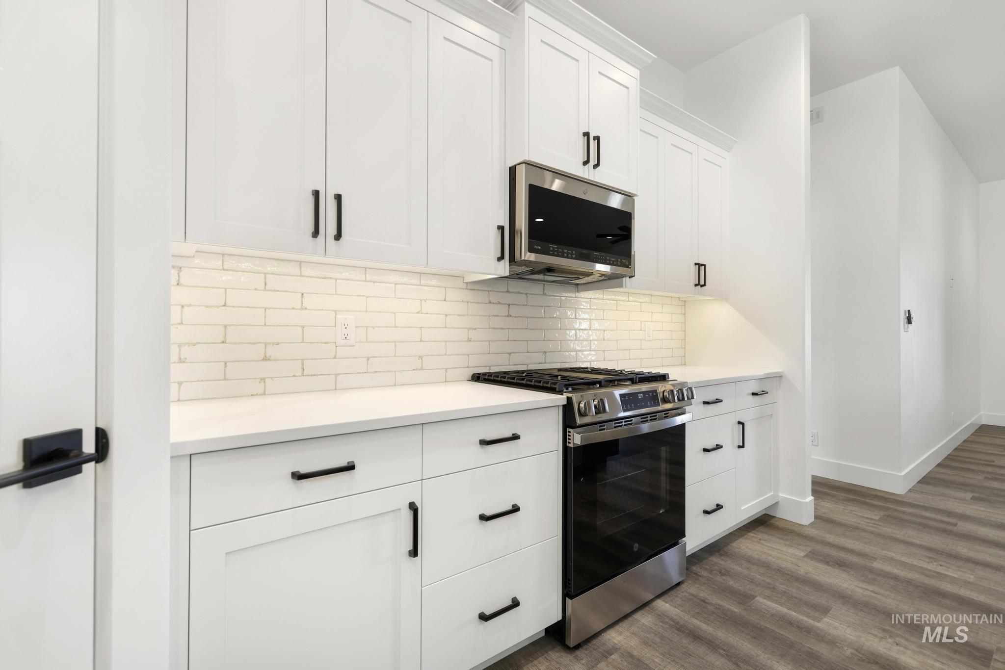 821 23rd Ave E, Jerome, Idaho 83338, 4 Bedrooms, 2 Bathrooms, Residential For Sale, Price $425,000,MLS 98978428