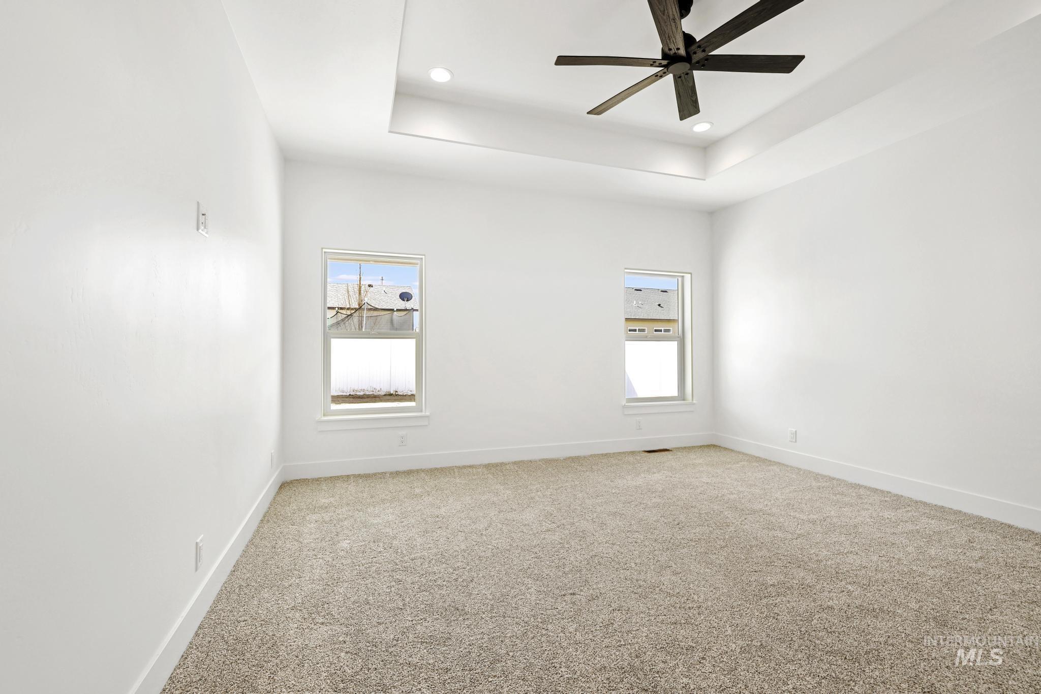 821 23rd Ave E, Jerome, Idaho 83338, 4 Bedrooms, 2 Bathrooms, Residential For Sale, Price $425,000,MLS 98978428