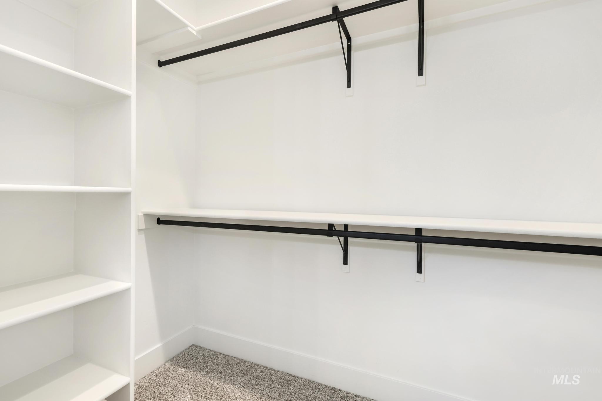 821 23rd Ave E, Jerome, Idaho 83338, 4 Bedrooms, 2 Bathrooms, Residential For Sale, Price $425,000,MLS 98978428