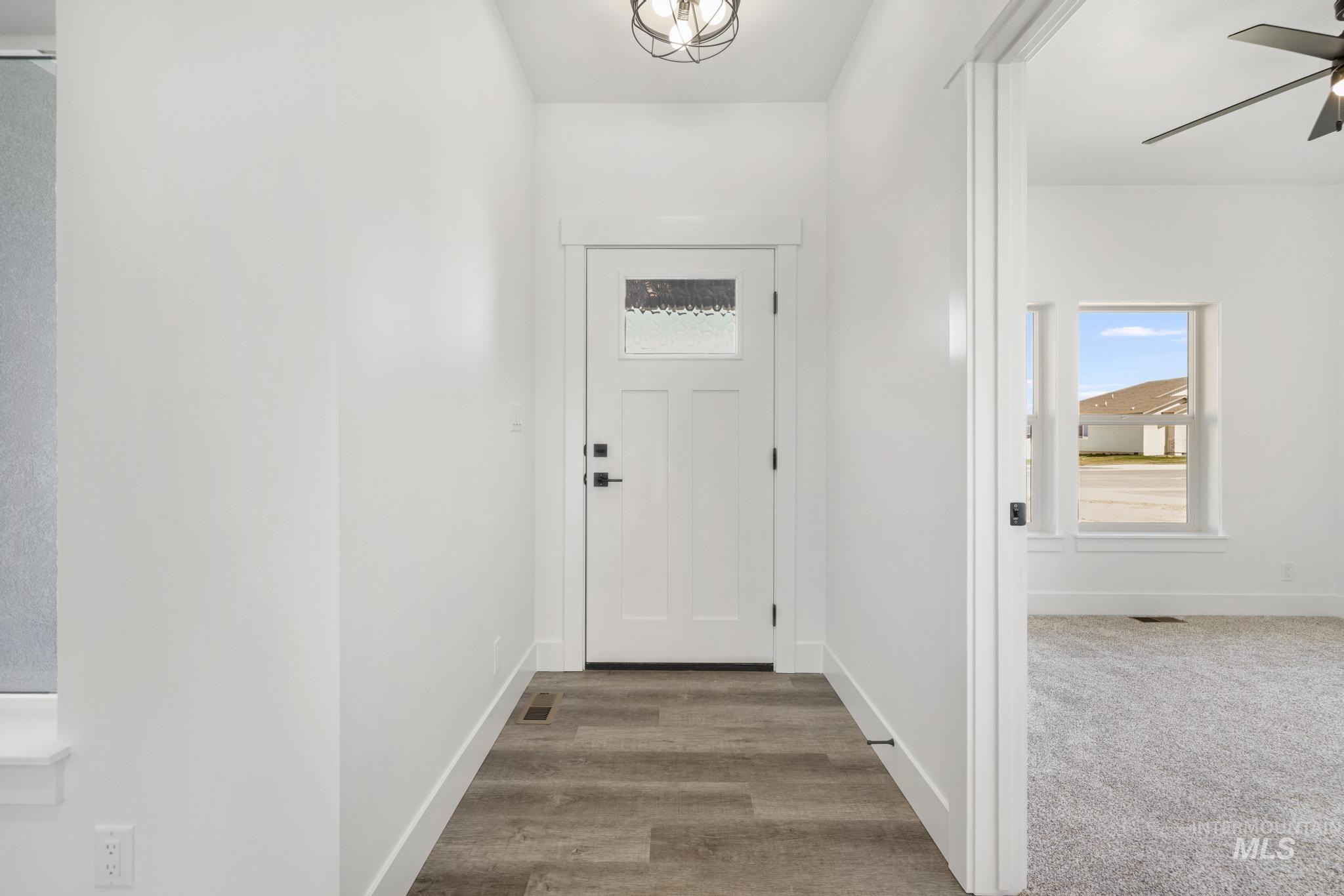 821 23rd Ave E, Jerome, Idaho 83338, 4 Bedrooms, 2 Bathrooms, Residential For Sale, Price $425,000,MLS 98978428