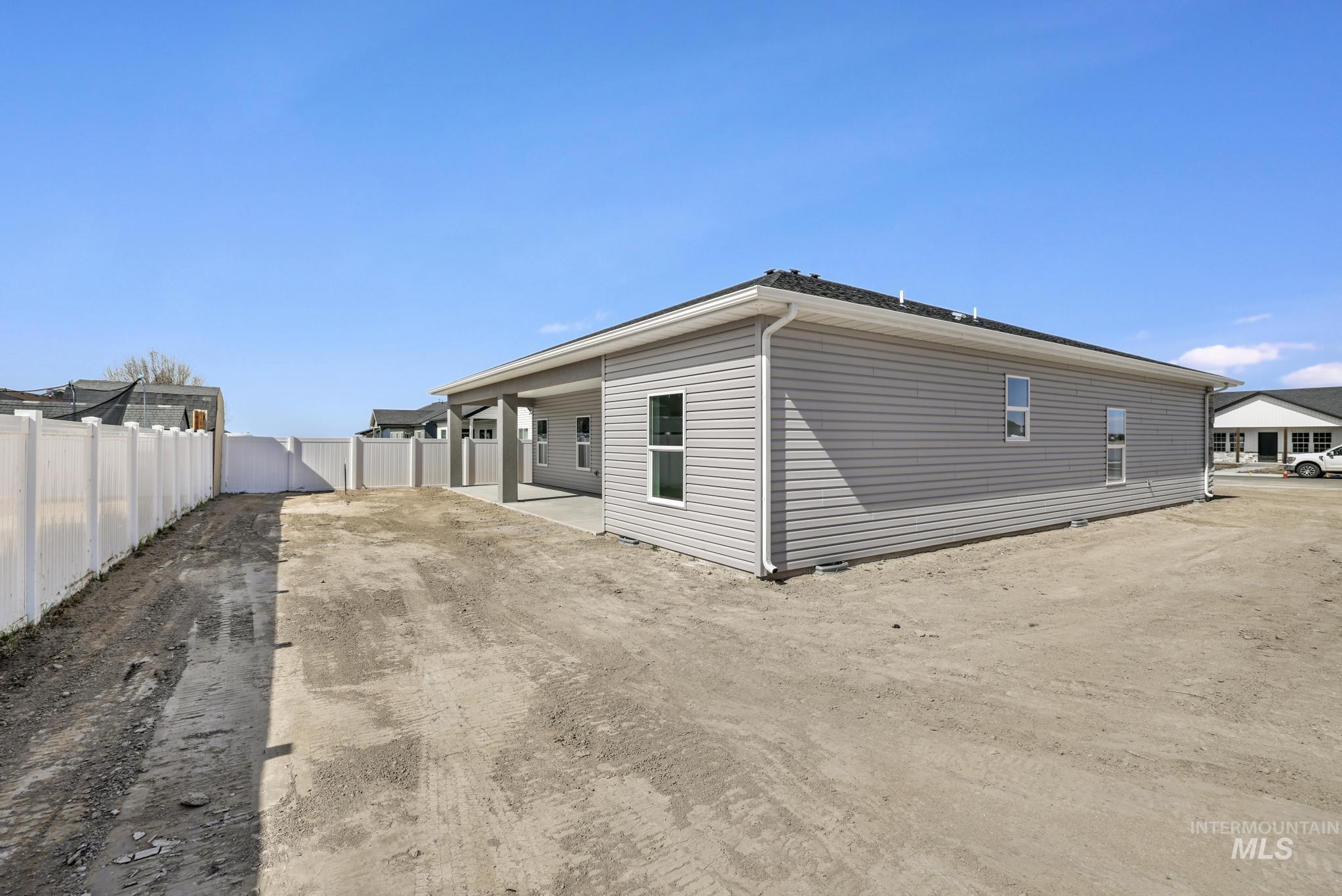 821 23rd Ave E, Jerome, Idaho 83338, 4 Bedrooms, 2 Bathrooms, Residential For Sale, Price $425,000,MLS 98978428