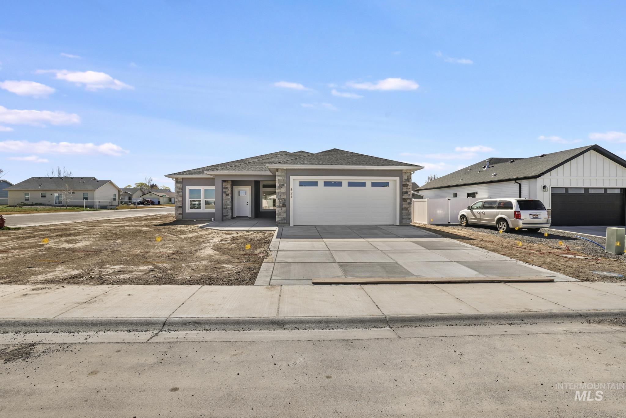 821 23rd Ave E, Jerome, Idaho 83338, 4 Bedrooms, 2 Bathrooms, Residential For Sale, Price $425,000,MLS 98978428