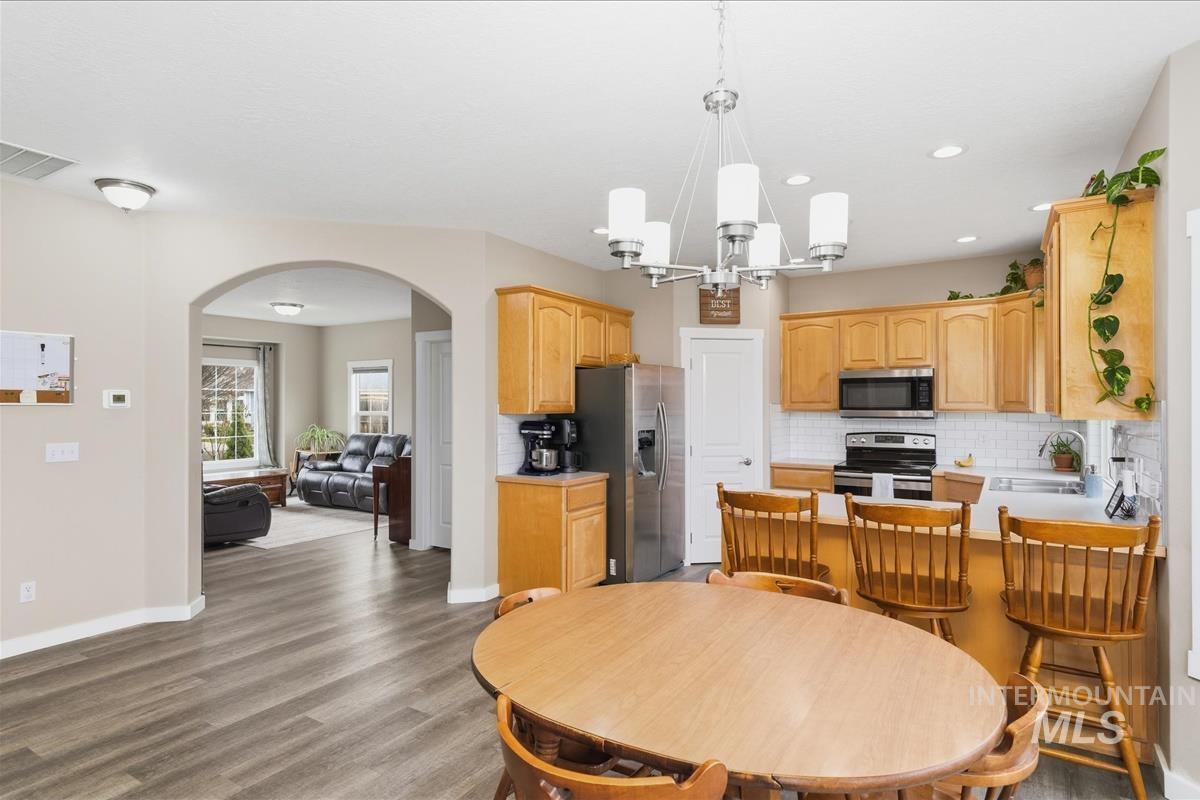 3011 S. Kokomo, Nampa, Idaho 83686, 3 Bedrooms, 2.5 Bathrooms, Residential For Sale, Price $434,900,MLS 98978432