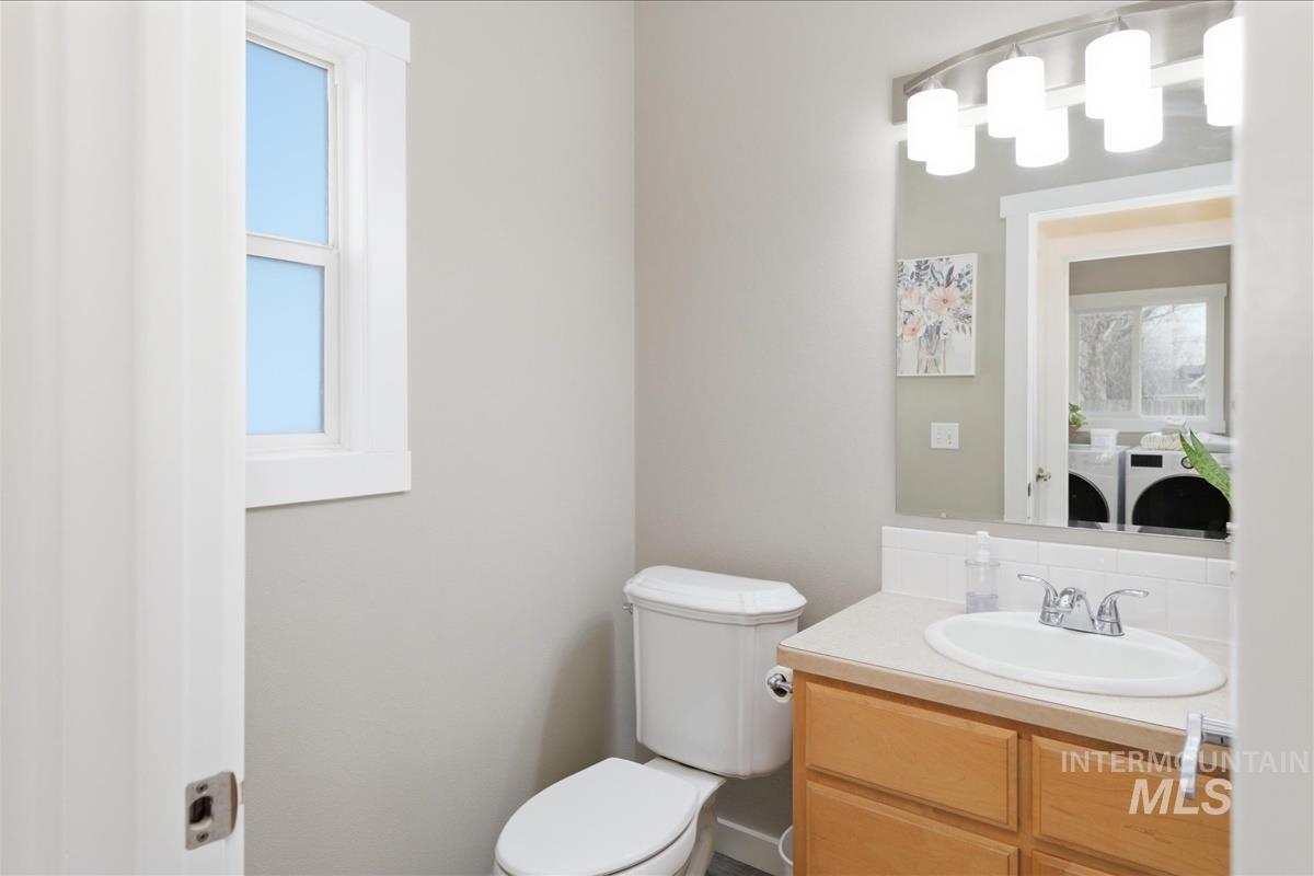 3011 S. Kokomo, Nampa, Idaho 83686, 3 Bedrooms, 2.5 Bathrooms, Residential For Sale, Price $434,900,MLS 98978432