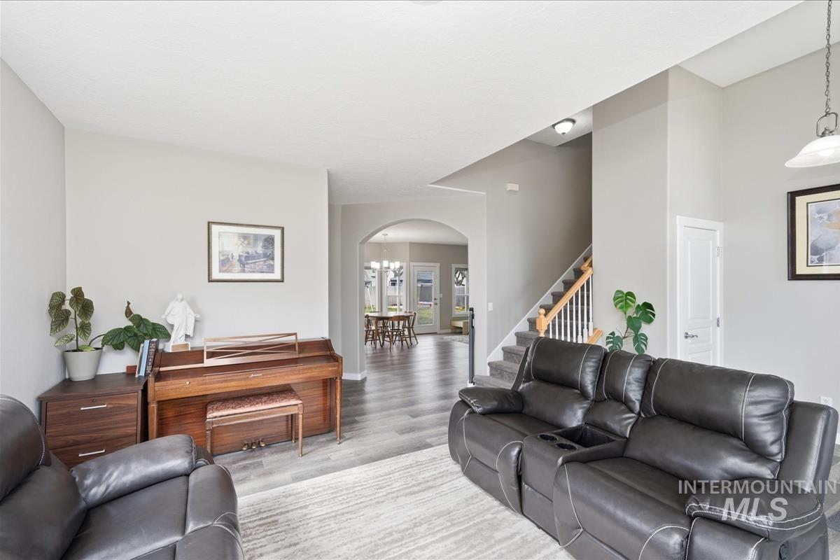 3011 S. Kokomo, Nampa, Idaho 83686, 3 Bedrooms, 2.5 Bathrooms, Residential For Sale, Price $434,900,MLS 98978432