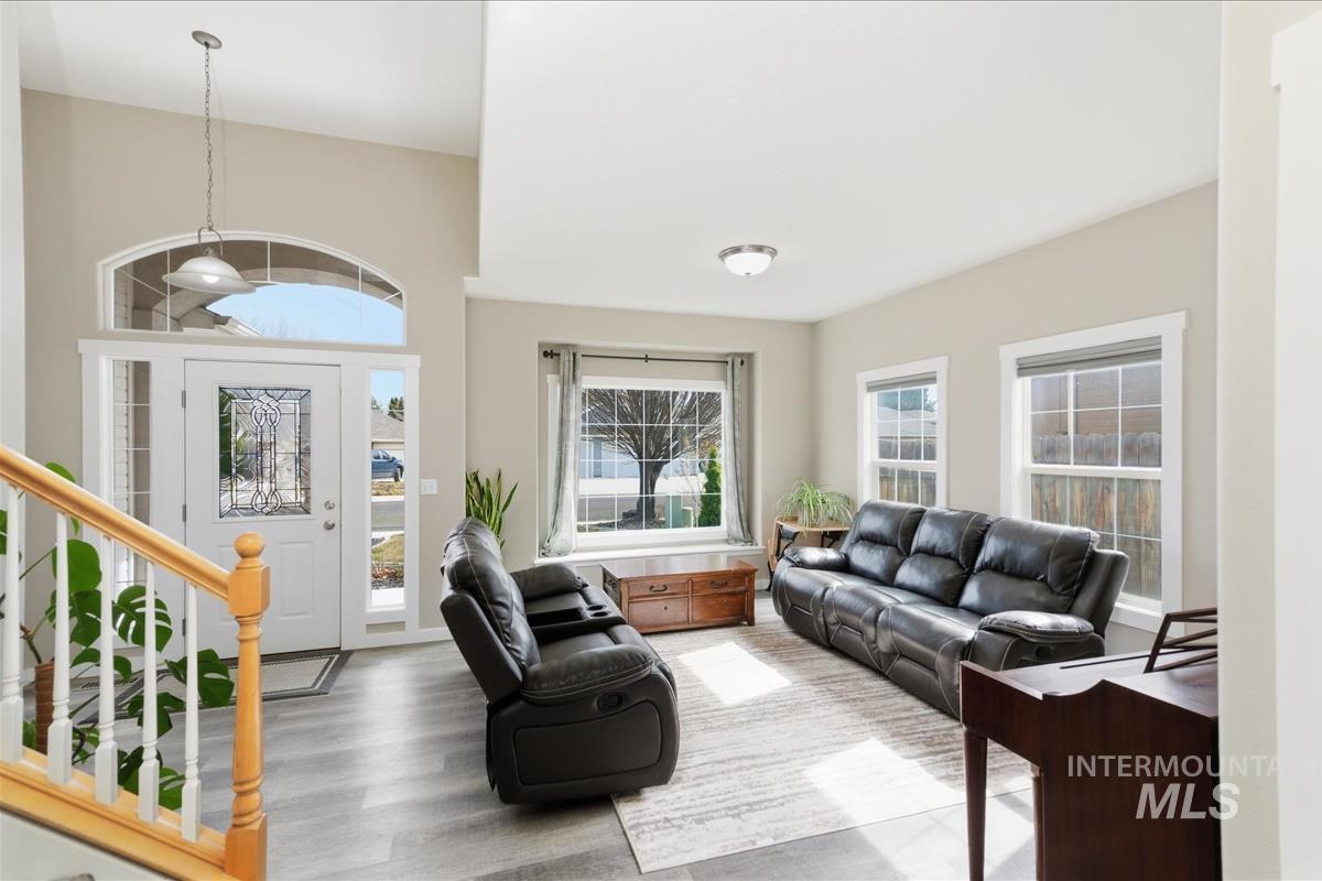 3011 S. Kokomo, Nampa, Idaho 83686, 3 Bedrooms, 2.5 Bathrooms, Residential For Sale, Price $434,900,MLS 98978432