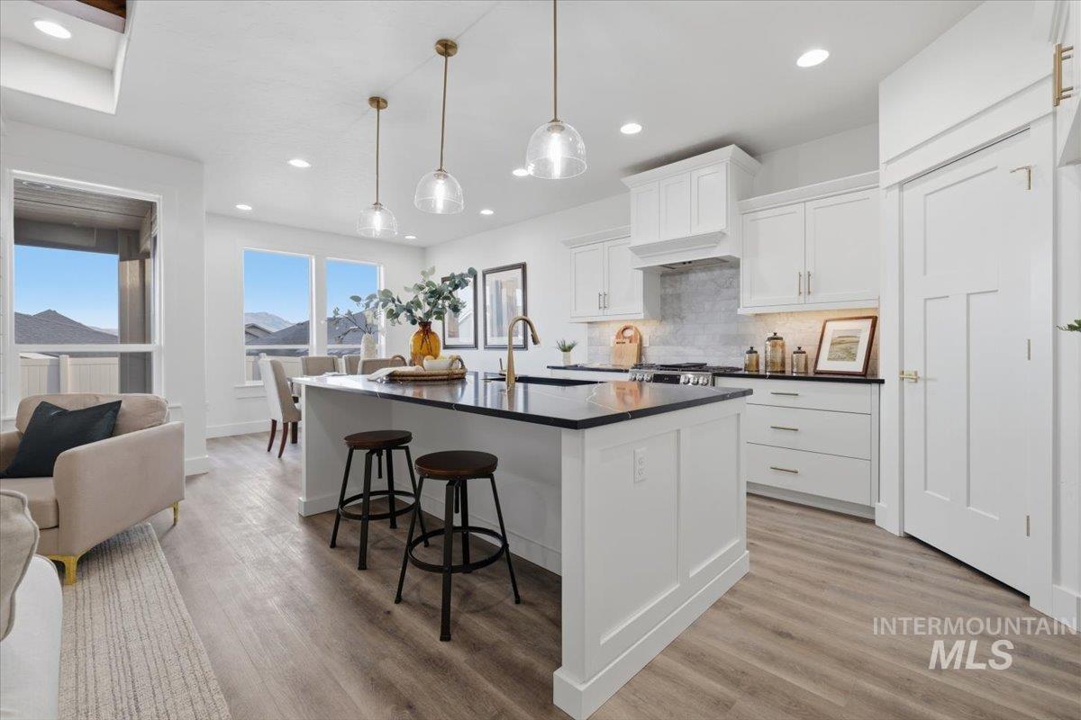 2658 Soulen Dr, Emmett, Idaho 83617, 3 Bedrooms, 2 Bathrooms, Residential For Sale, Price $527,500,MLS 98978433