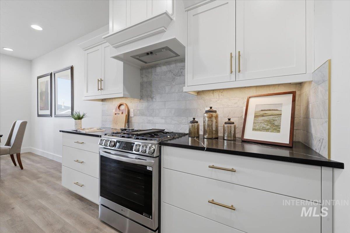 2658 Soulen Dr, Emmett, Idaho 83617, 3 Bedrooms, 2 Bathrooms, Residential For Sale, Price $527,500,MLS 98978433