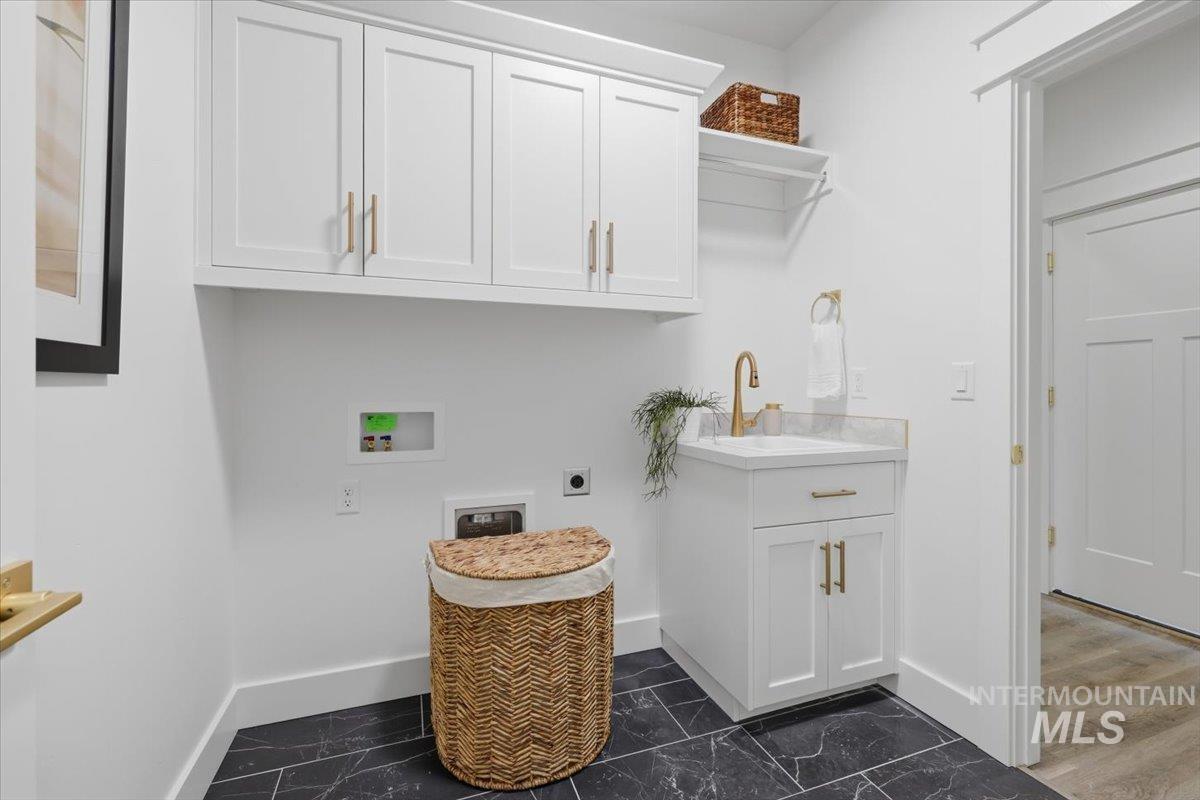 2658 Soulen Dr, Emmett, Idaho 83617, 3 Bedrooms, 2 Bathrooms, Residential For Sale, Price $527,500,MLS 98978433