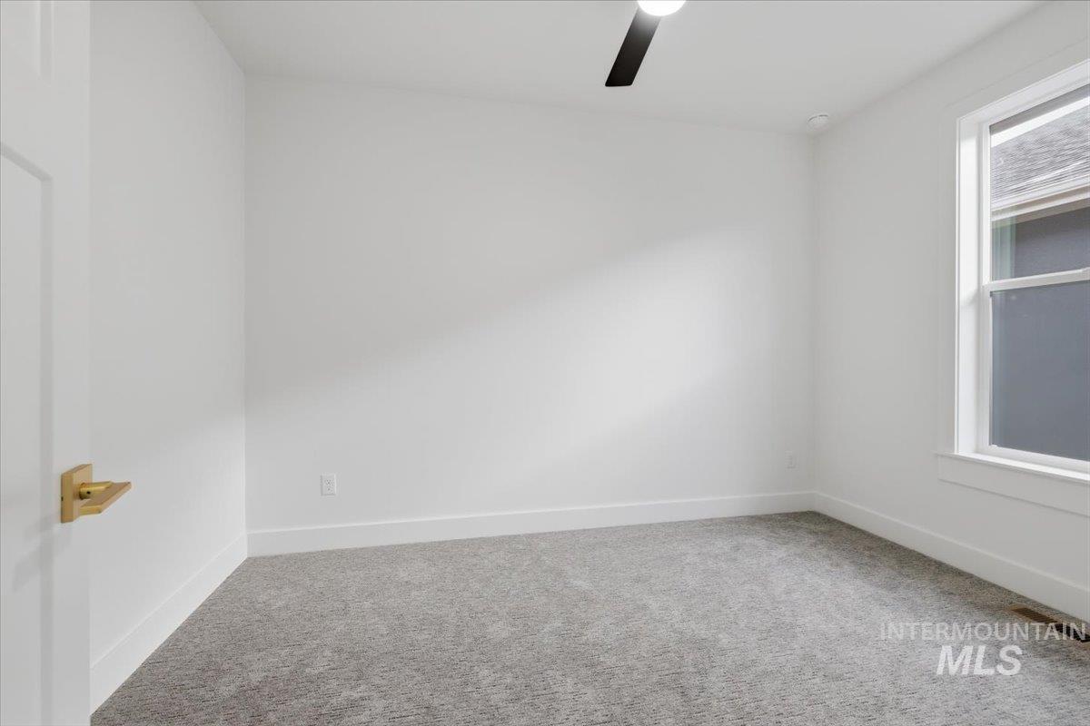 2658 Soulen Dr, Emmett, Idaho 83617, 3 Bedrooms, 2 Bathrooms, Residential For Sale, Price $527,500,MLS 98978433