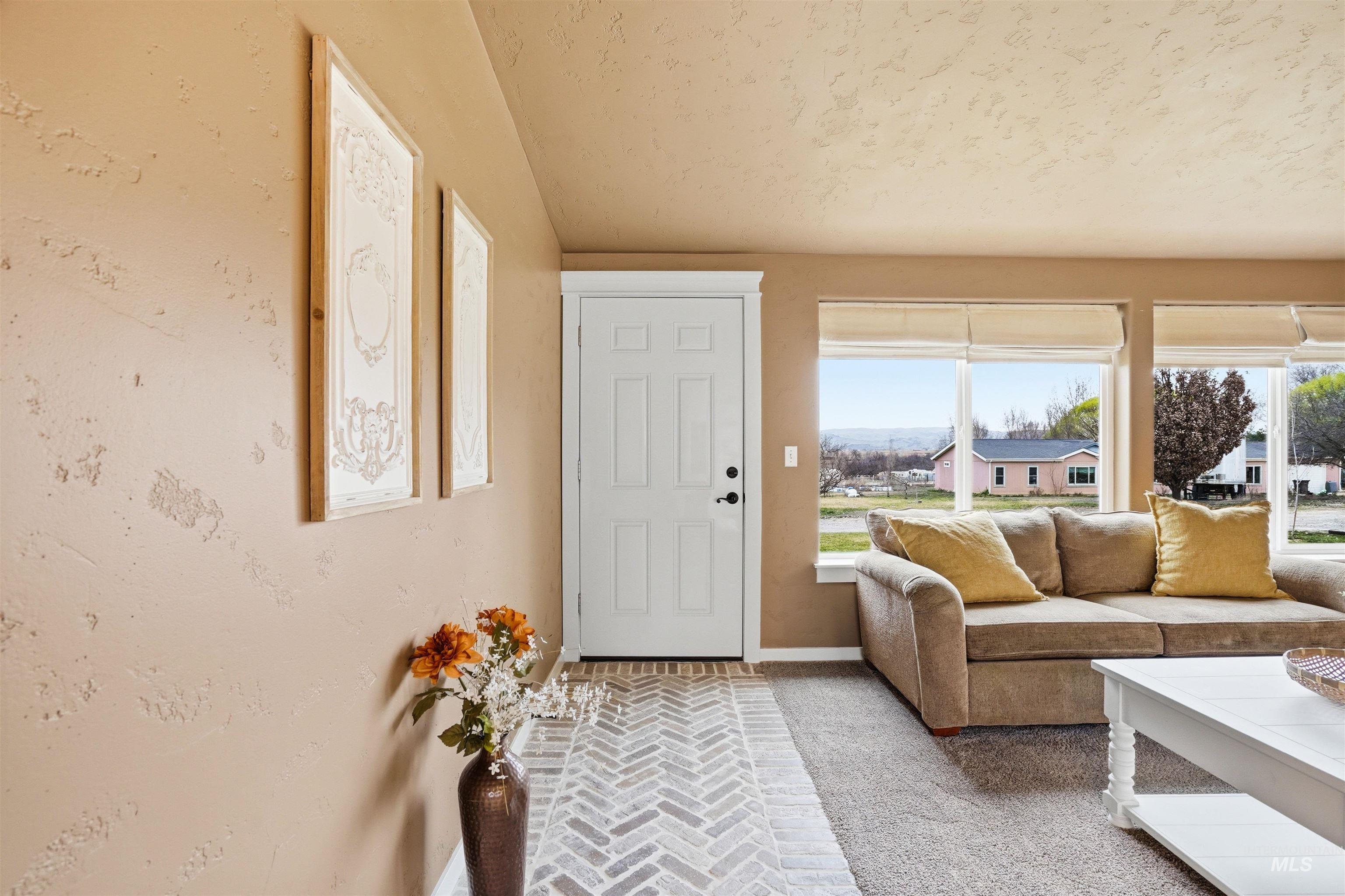 2380 Lower Pond Lane, Homedale, Idaho 83628-5100, 4 Bedrooms, 3 Bathrooms, Residential For Sale, Price $780,000,MLS 98978434