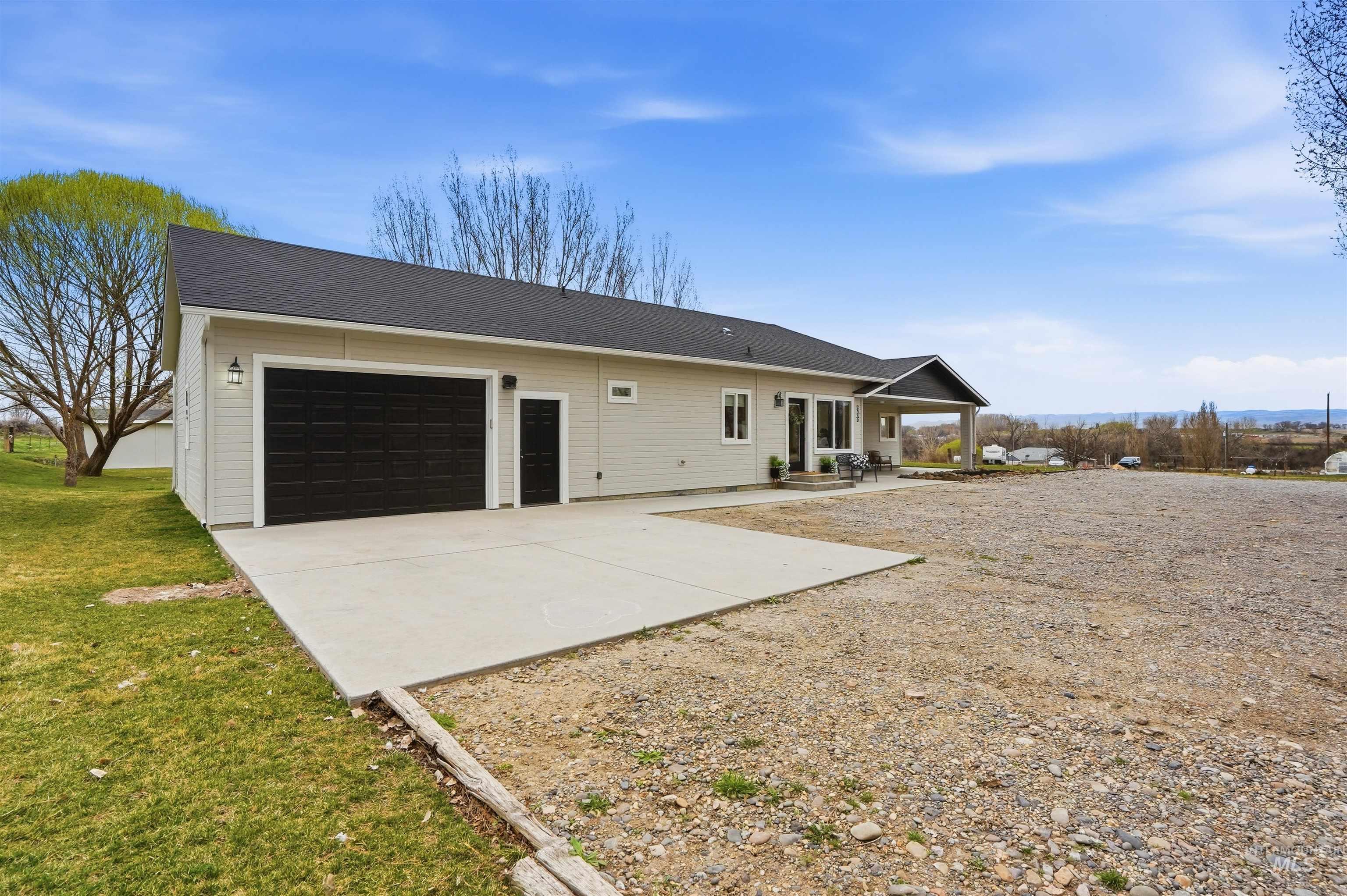 2380 Lower Pond Lane, Homedale, Idaho 83628-5100, 4 Bedrooms, 3 Bathrooms, Residential For Sale, Price $780,000,MLS 98978434