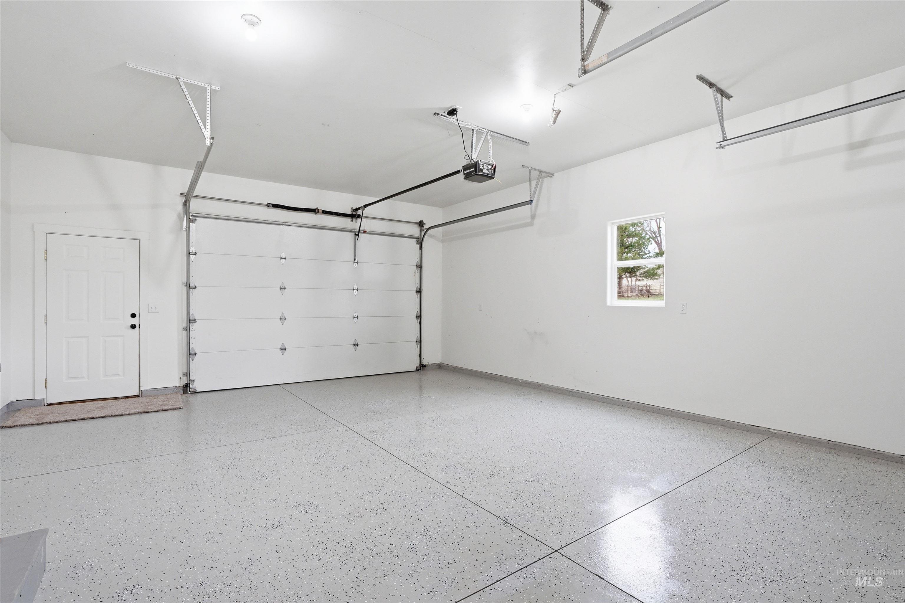 2380 Lower Pond Lane, Homedale, Idaho 83628-5100, 4 Bedrooms, 3 Bathrooms, Residential For Sale, Price $780,000,MLS 98978434