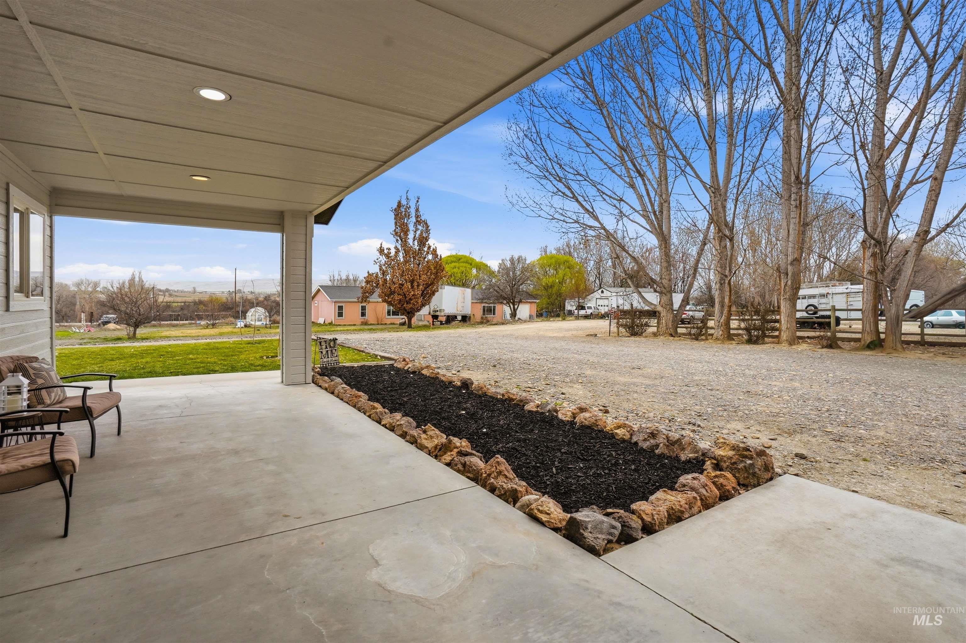 2380 Lower Pond Lane, Homedale, Idaho 83628-5100, 4 Bedrooms, 3 Bathrooms, Residential For Sale, Price $780,000,MLS 98978434