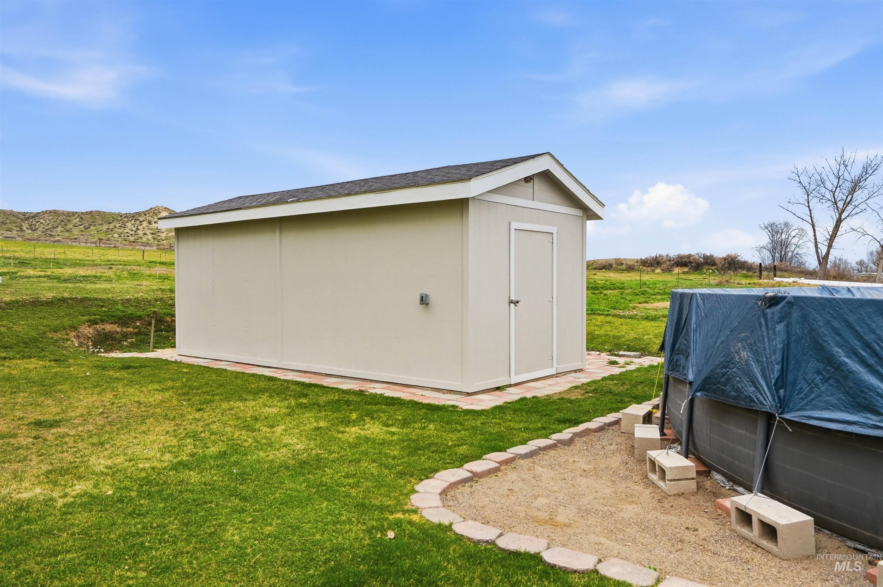 2380 Lower Pond Lane, Homedale, Idaho 83628-5100, 4 Bedrooms, 3 Bathrooms, Residential For Sale, Price $780,000,MLS 98978434