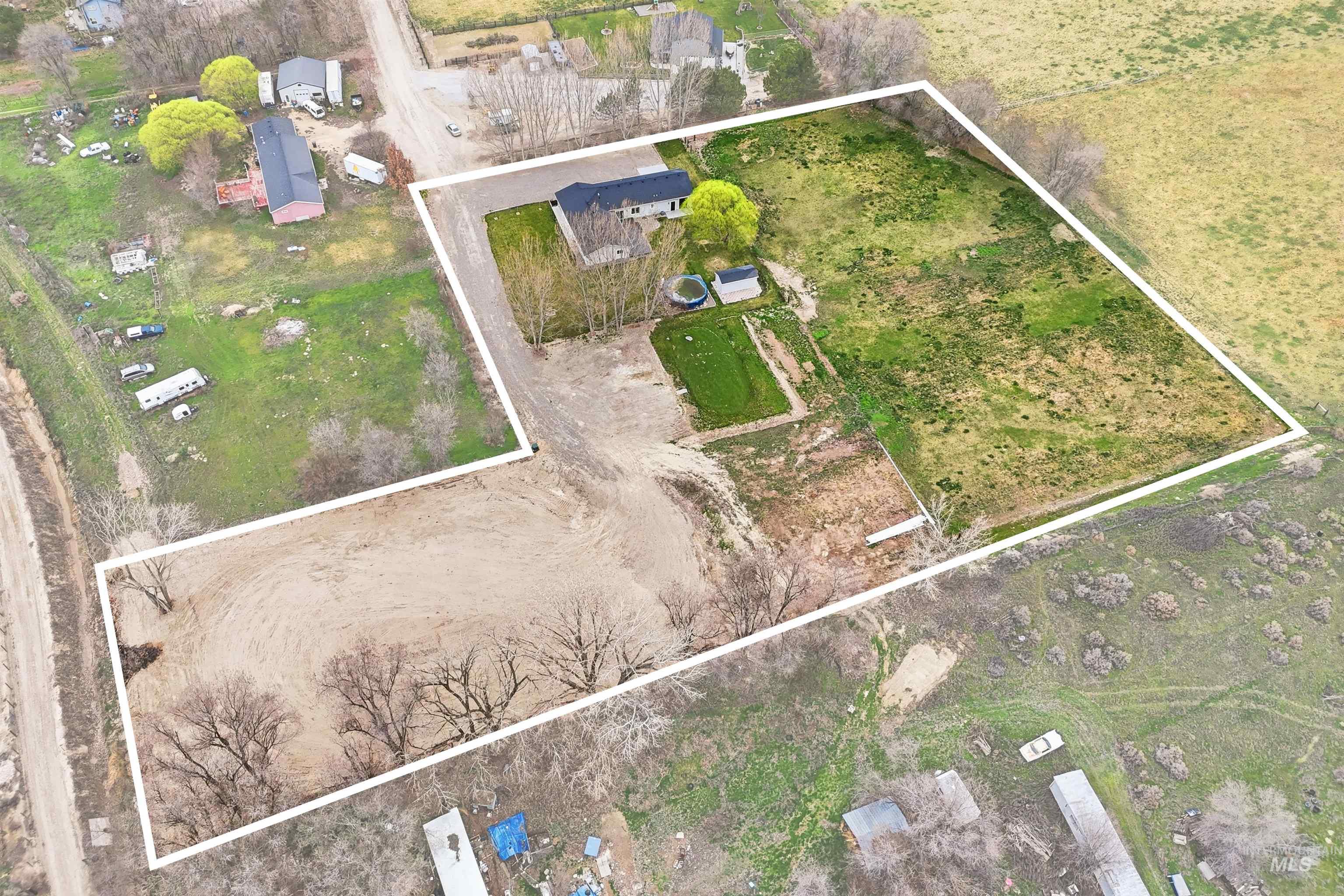 2380 Lower Pond Lane, Homedale, Idaho 83628-5100, 4 Bedrooms, 3 Bathrooms, Residential For Sale, Price $780,000,MLS 98978434