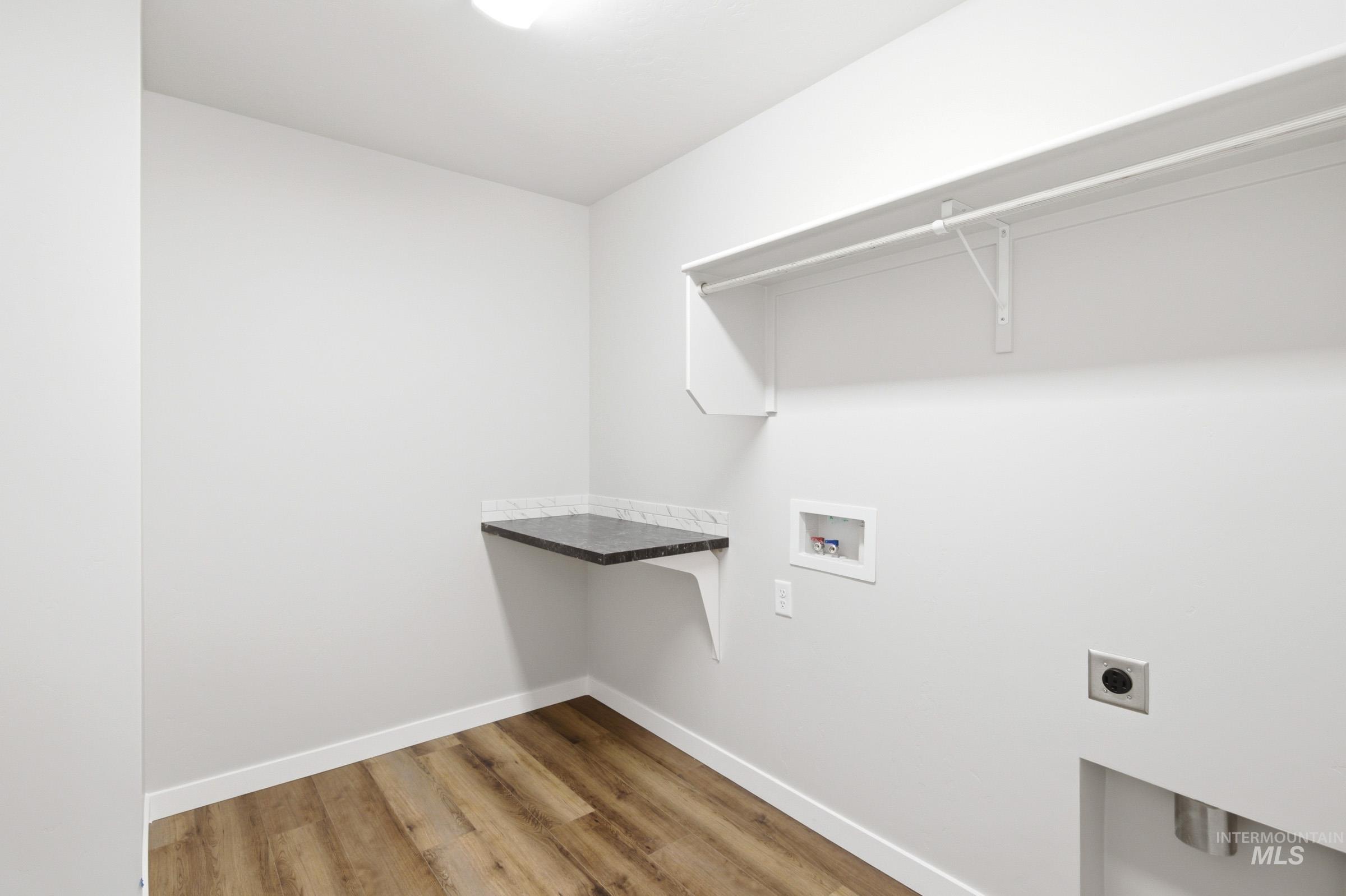 17720 N Hugh Glass Way, Nampa, Idaho 83687, 4 Bedrooms, 2 Bathrooms, Residential For Sale, Price $509,990, 98978439