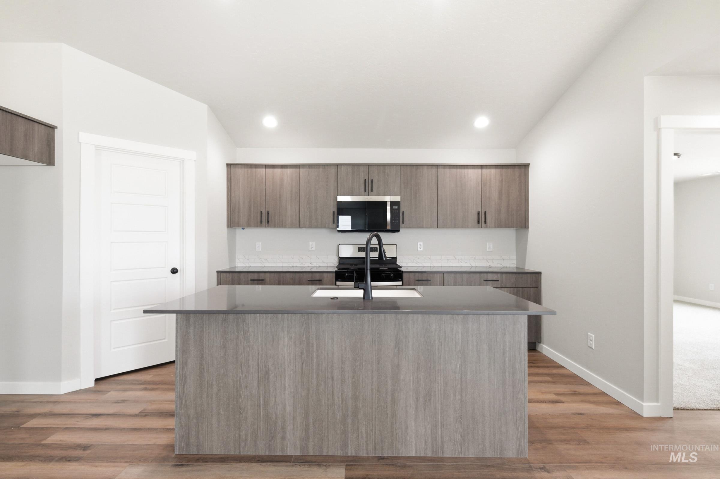 17720 N Hugh Glass Way, Nampa, Idaho 83687, 4 Bedrooms, 2 Bathrooms, Residential For Sale, Price $509,990, 98978439