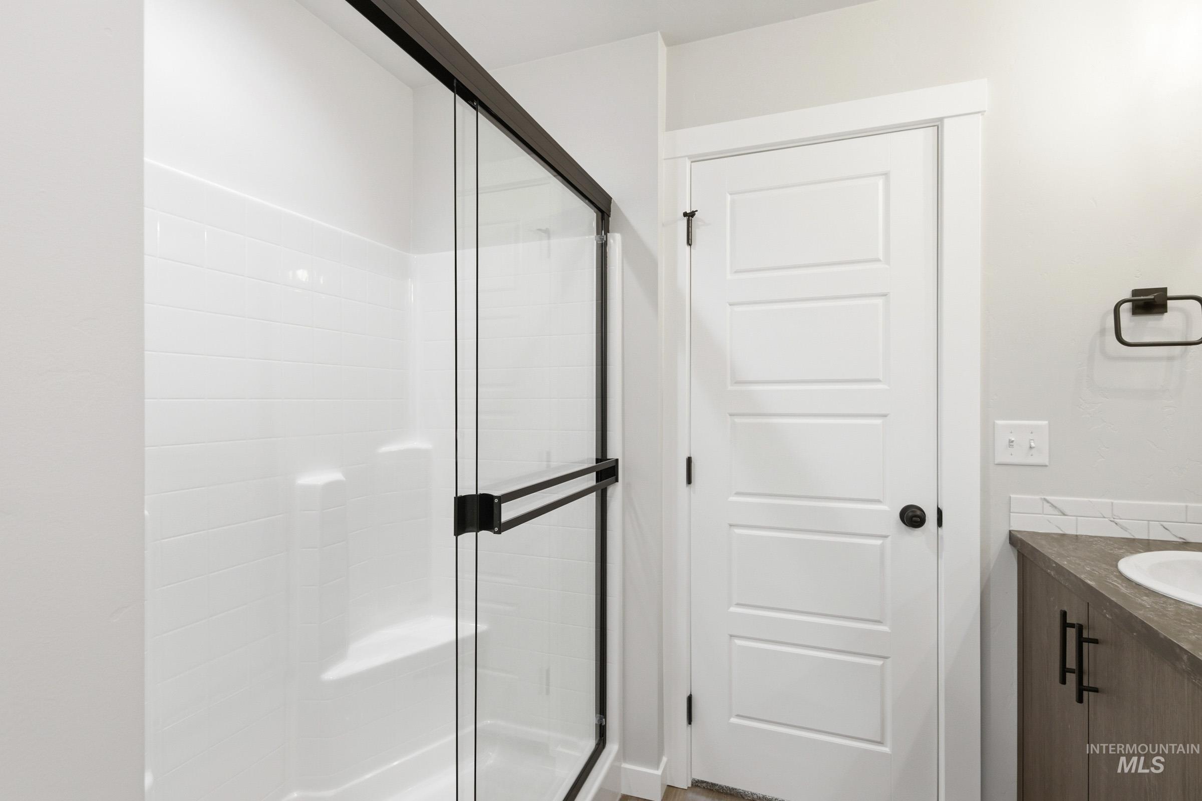 17720 N Hugh Glass Way, Nampa, Idaho 83687, 4 Bedrooms, 2 Bathrooms, Residential For Sale, Price $509,990, 98978439