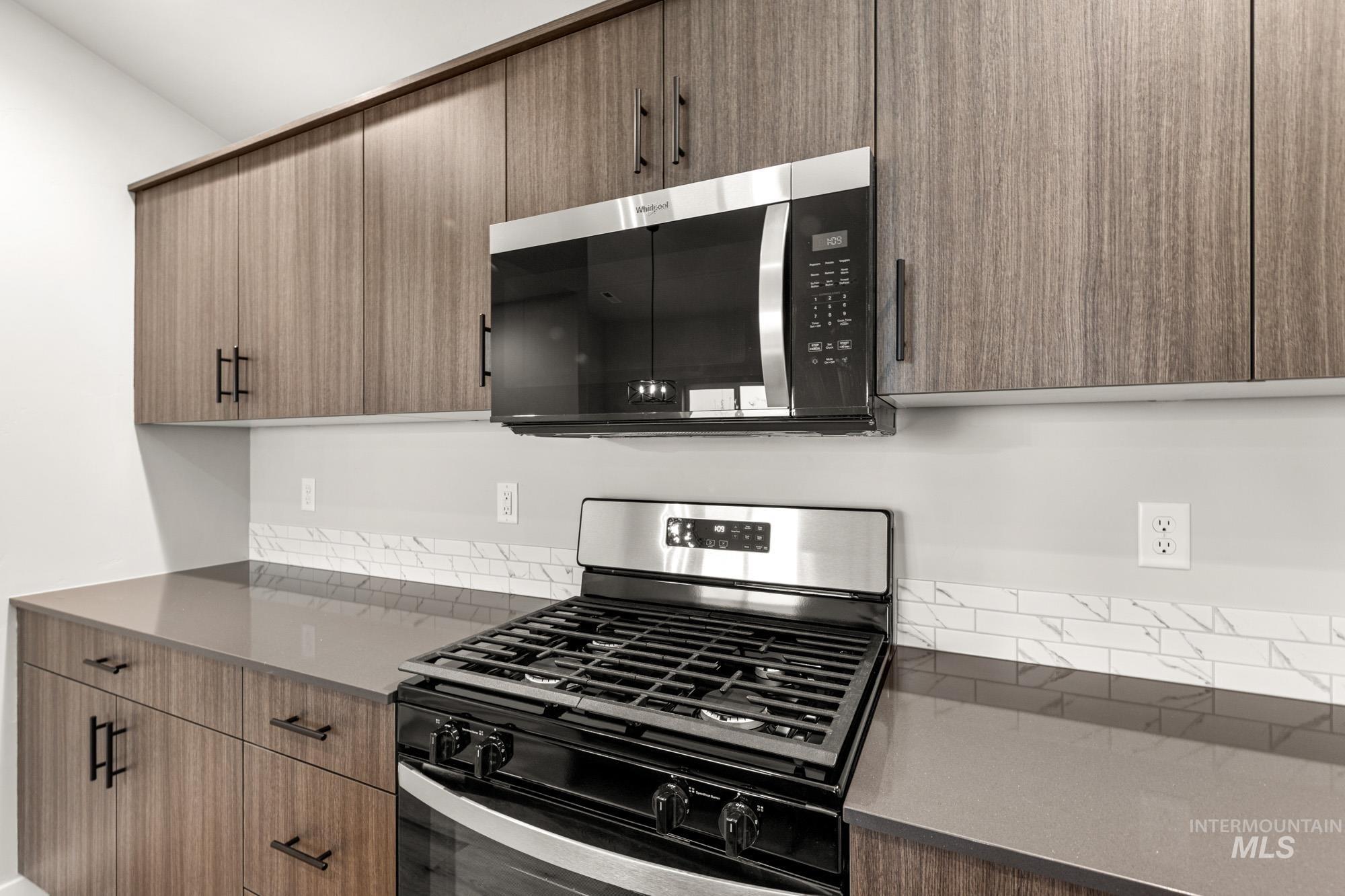 17720 N Hugh Glass Way, Nampa, Idaho 83687, 4 Bedrooms, 2 Bathrooms, Residential For Sale, Price $509,990,MLS 98978439