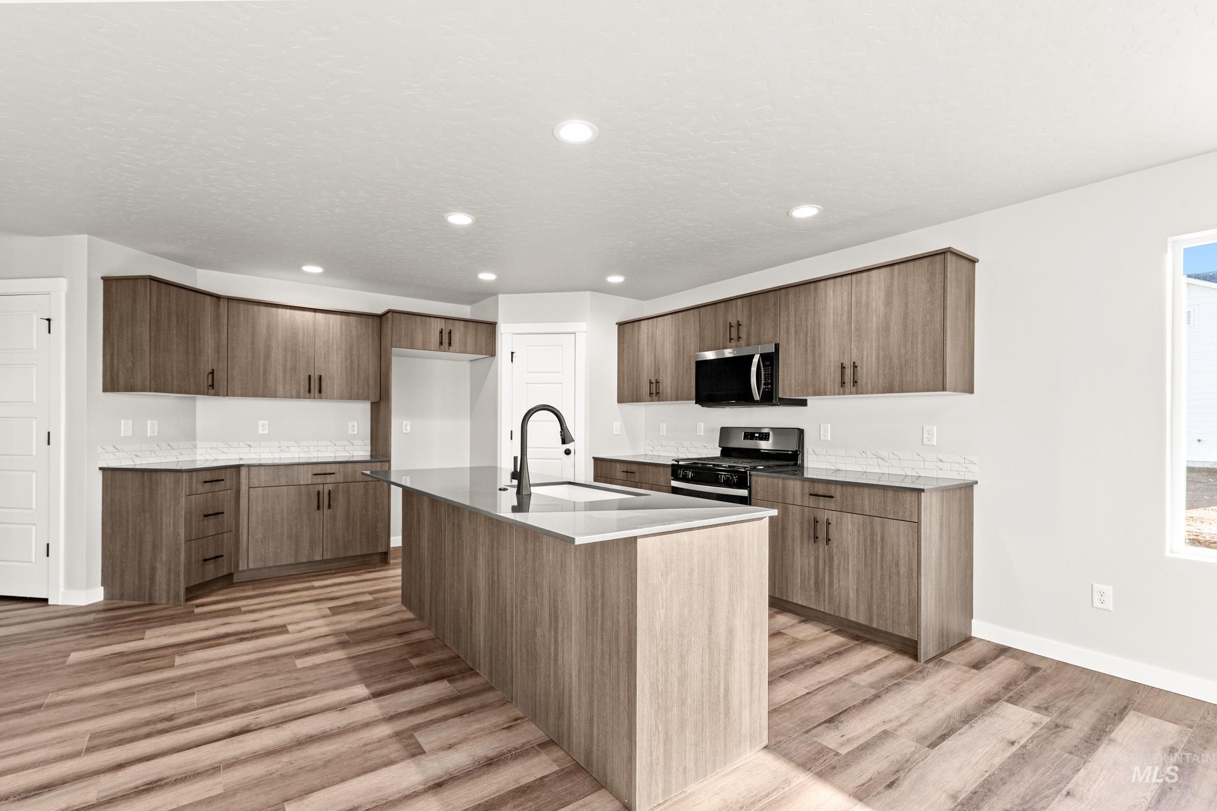 5071 E Open Canyon Dr, Nampa, Idaho 83687, 4 Bedrooms, 3 Bathrooms, Residential For Sale, Price $634,990,MLS 98978440