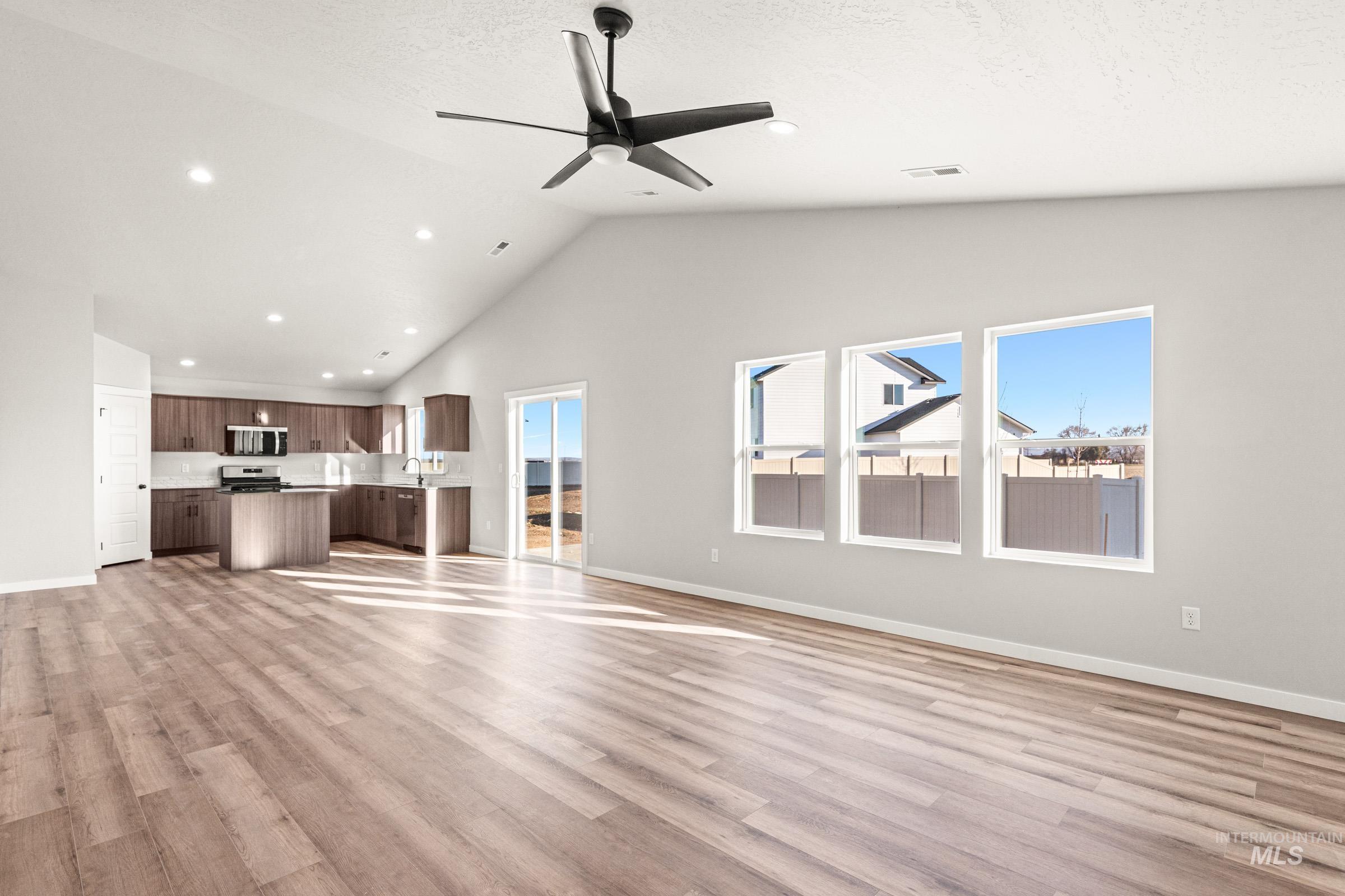 5214 E Phelps Lake Dr, Nampa, Idaho 83687, 4 Bedrooms, 2 Bathrooms, Residential For Sale, Price $459,990,MLS 98978443