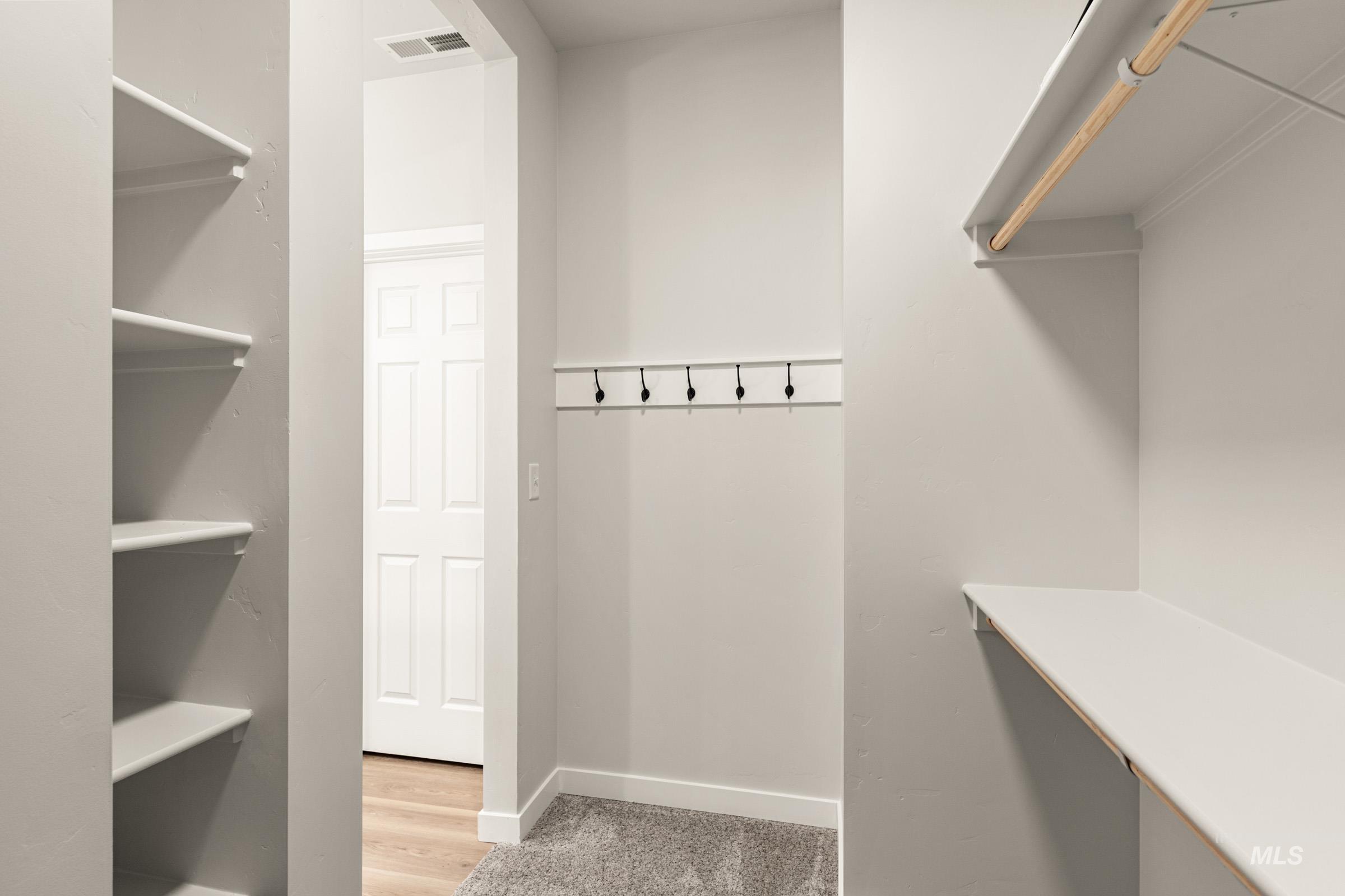 7131 E Shields Dr, Nampa, Idaho 83687, 4 Bedrooms, 2 Bathrooms, Residential For Sale, Price $434,990, 98978445