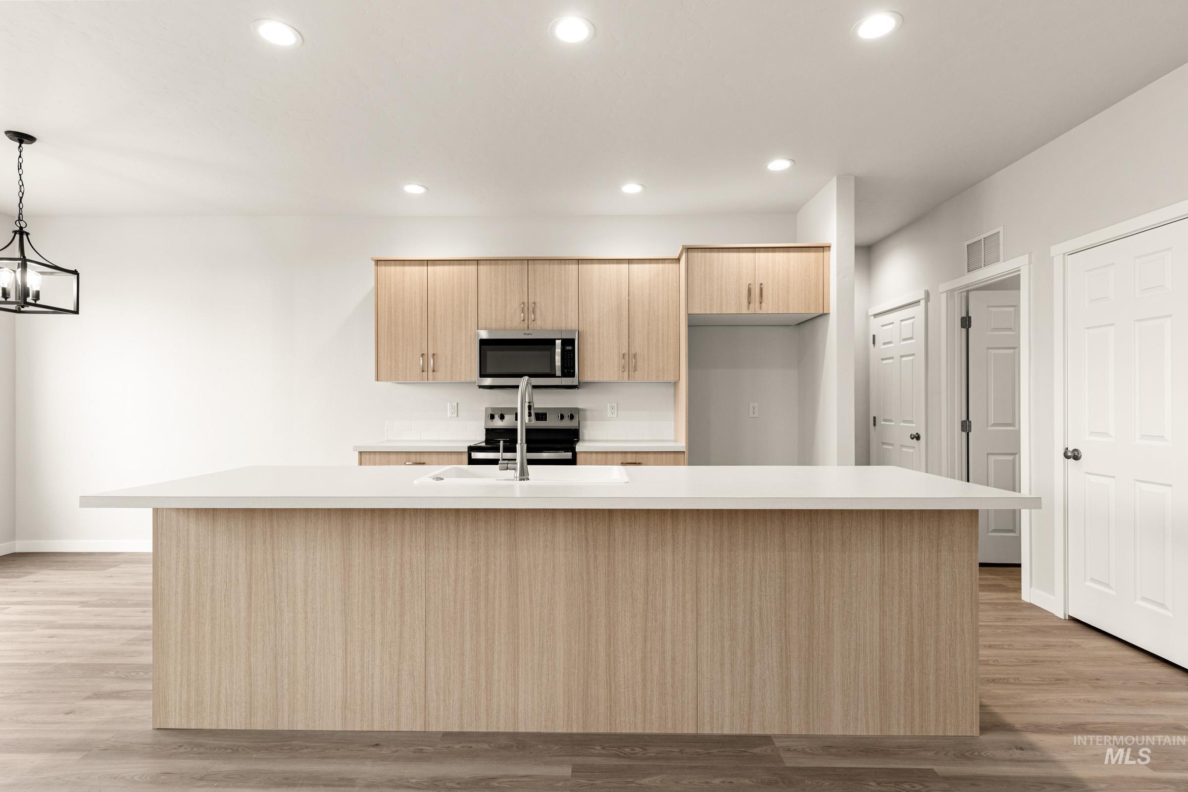 7131 E Shields Dr, Nampa, Idaho 83687, 4 Bedrooms, 2 Bathrooms, Residential For Sale, Price $434,990, 98978445