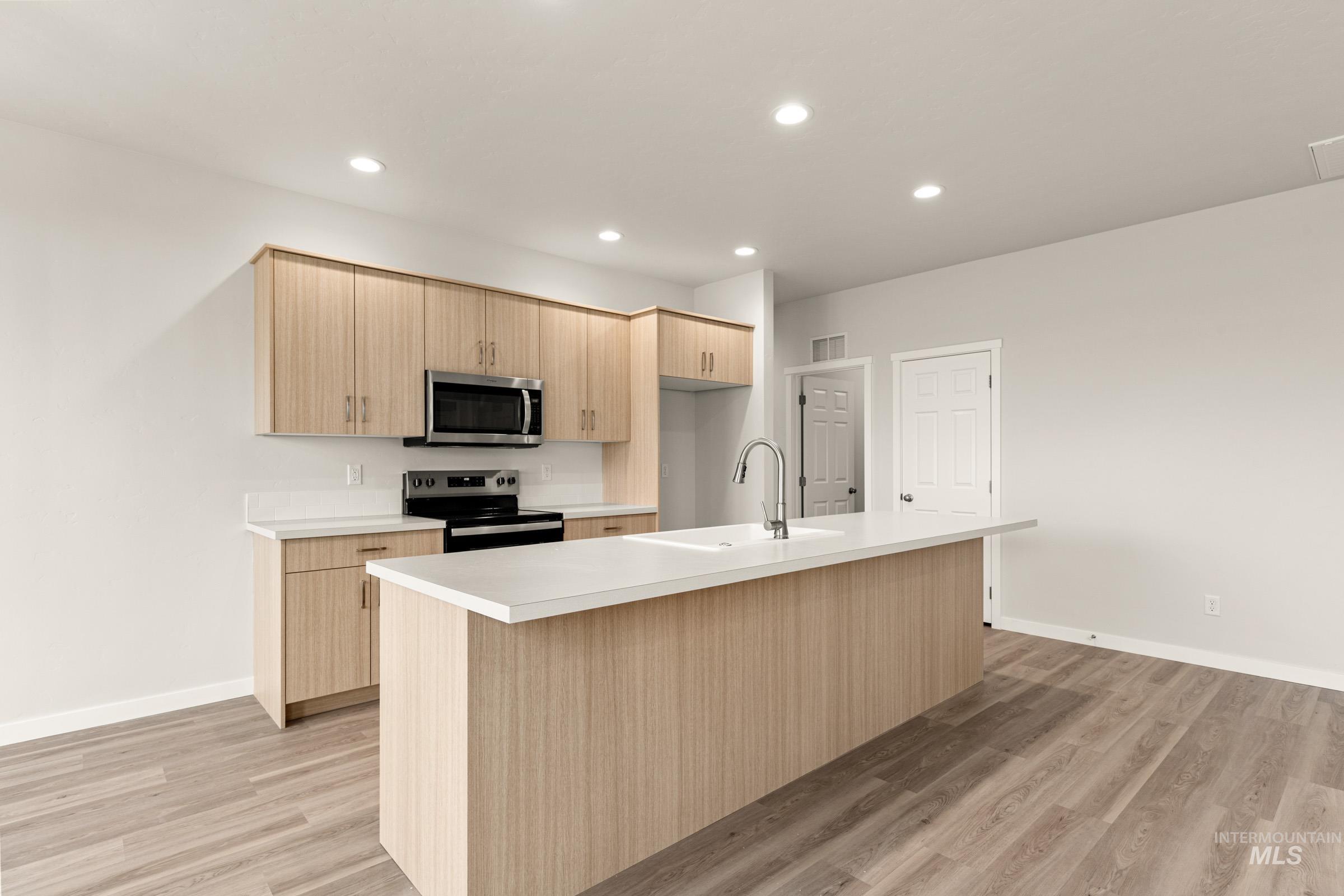 7131 E Shields Dr, Nampa, Idaho 83687, 4 Bedrooms, 2 Bathrooms, Residential For Sale, Price $434,990, 98978445