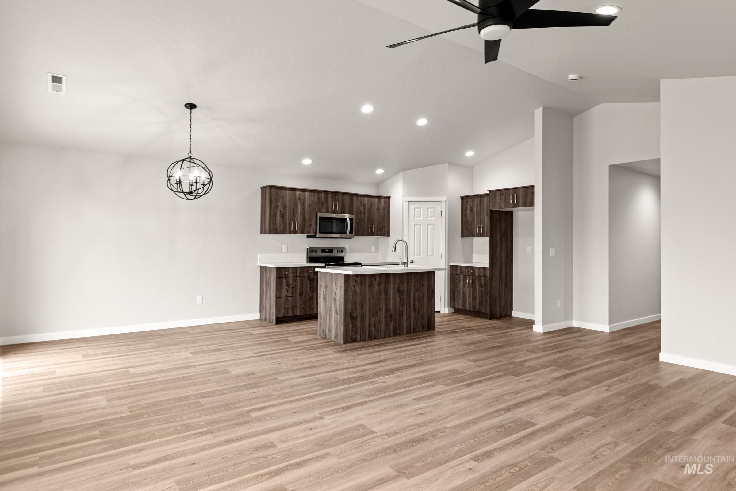 7143 E Shields Dr, Nampa, Idaho 83687, 3 Bedrooms, 2 Bathrooms, Residential For Sale, Price $424,990, 98978447