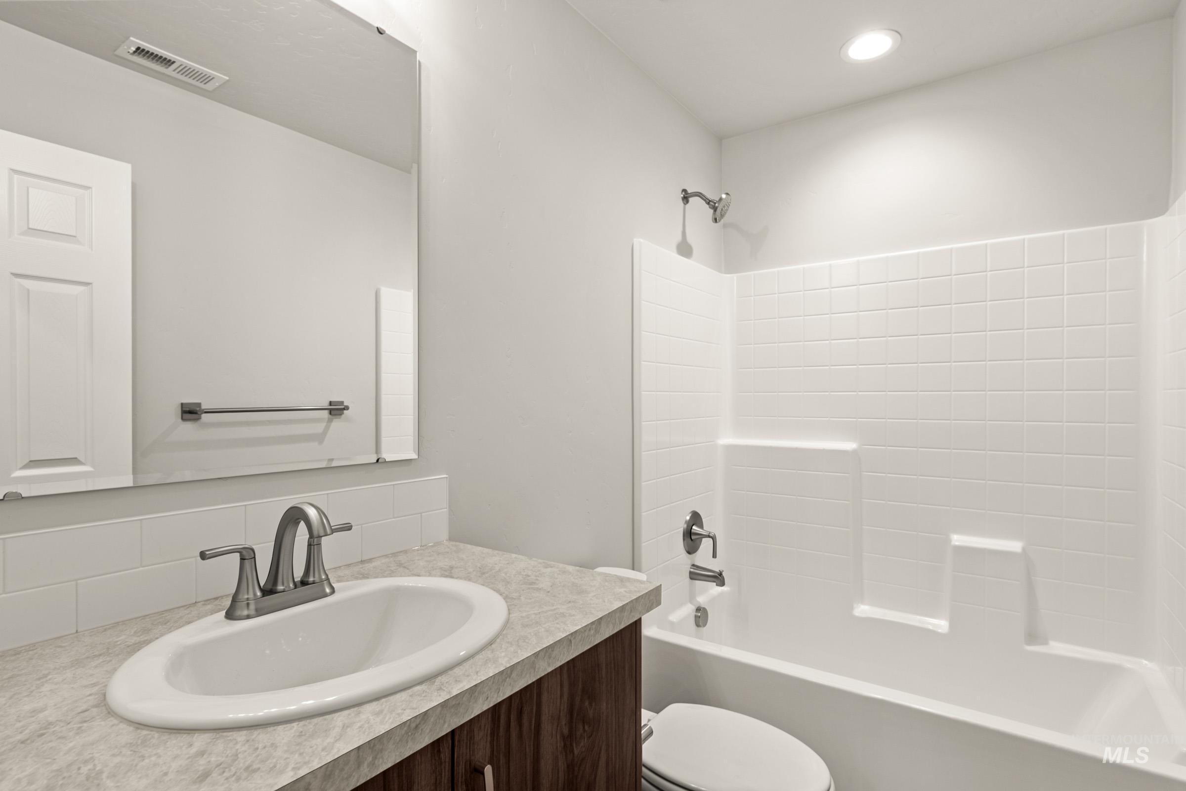 7143 E Shields Dr, Nampa, Idaho 83687, 3 Bedrooms, 2 Bathrooms, Residential For Sale, Price $424,990, 98978447