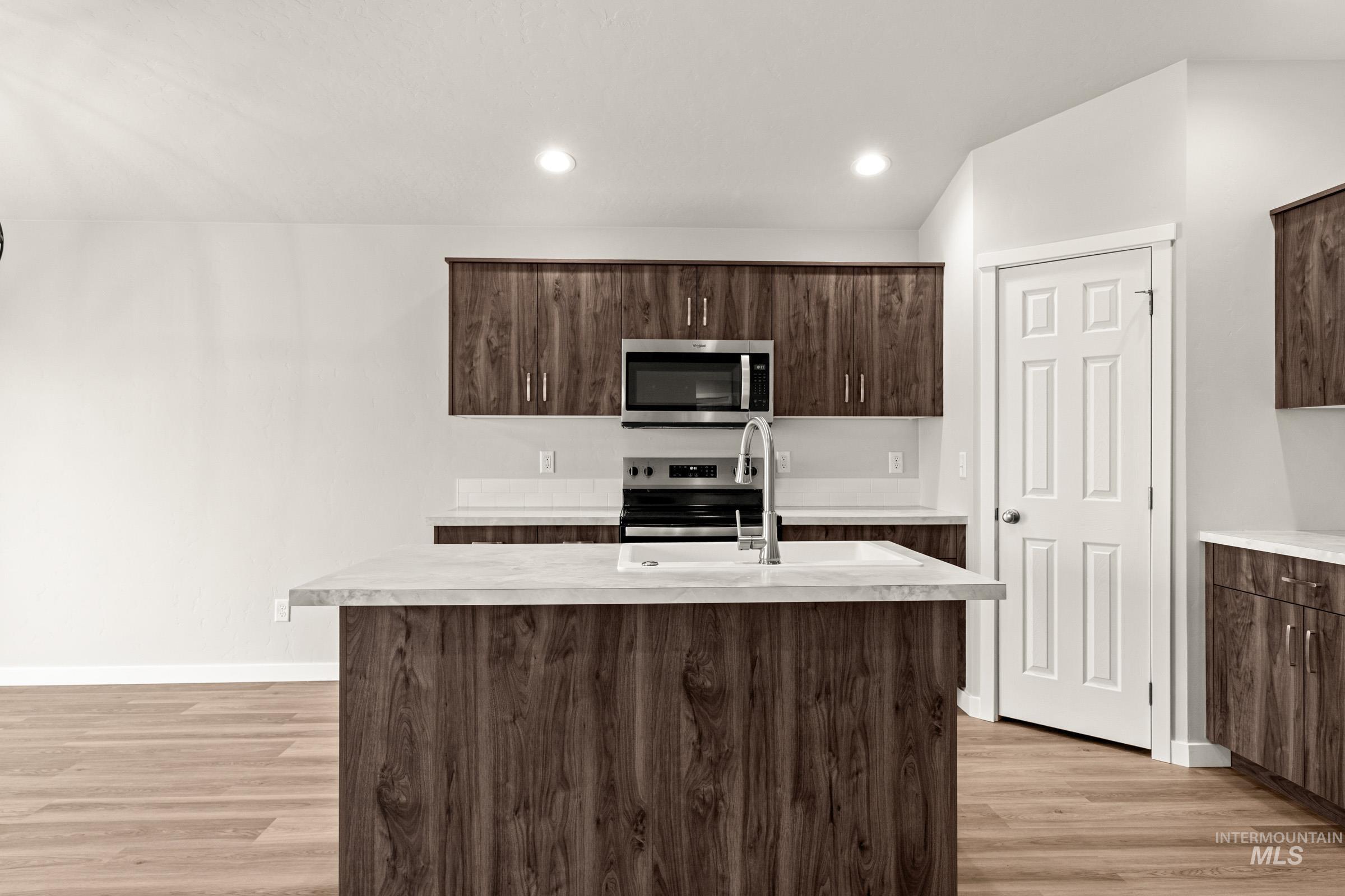 7143 E Shields Dr, Nampa, Idaho 83687, 3 Bedrooms, 2 Bathrooms, Residential For Sale, Price $424,990, 98978447