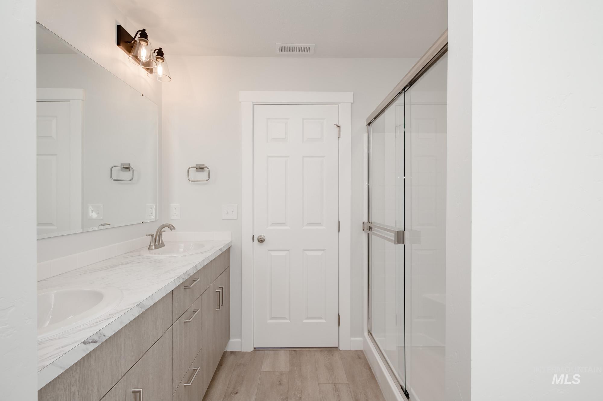 7143 E Shields Dr, Nampa, Idaho 83687, 3 Bedrooms, 2 Bathrooms, Residential For Sale, Price $424,990,MLS 98978447