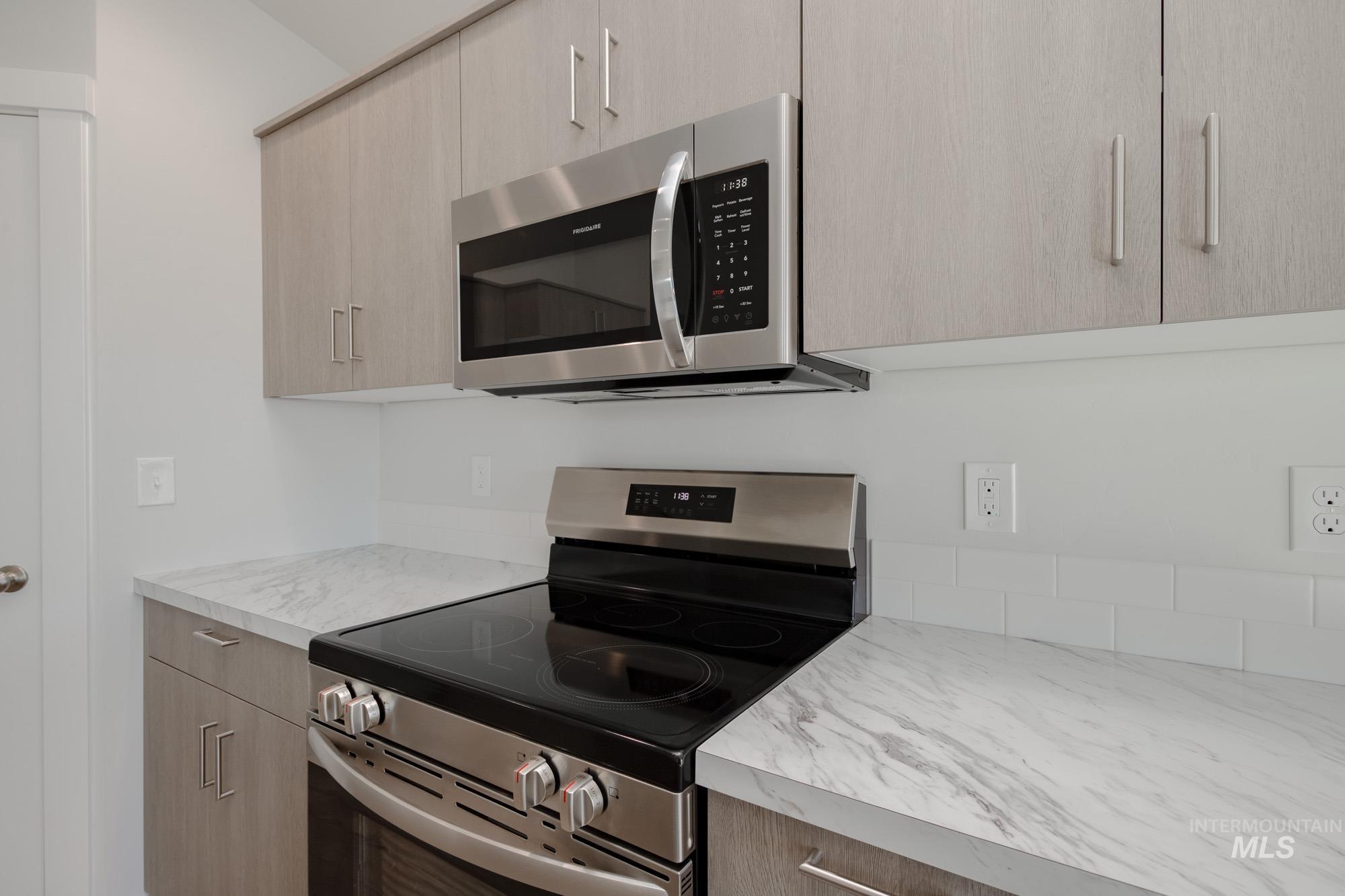 7143 E Shields Dr, Nampa, Idaho 83687, 3 Bedrooms, 2 Bathrooms, Residential For Sale, Price $424,990,MLS 98978447