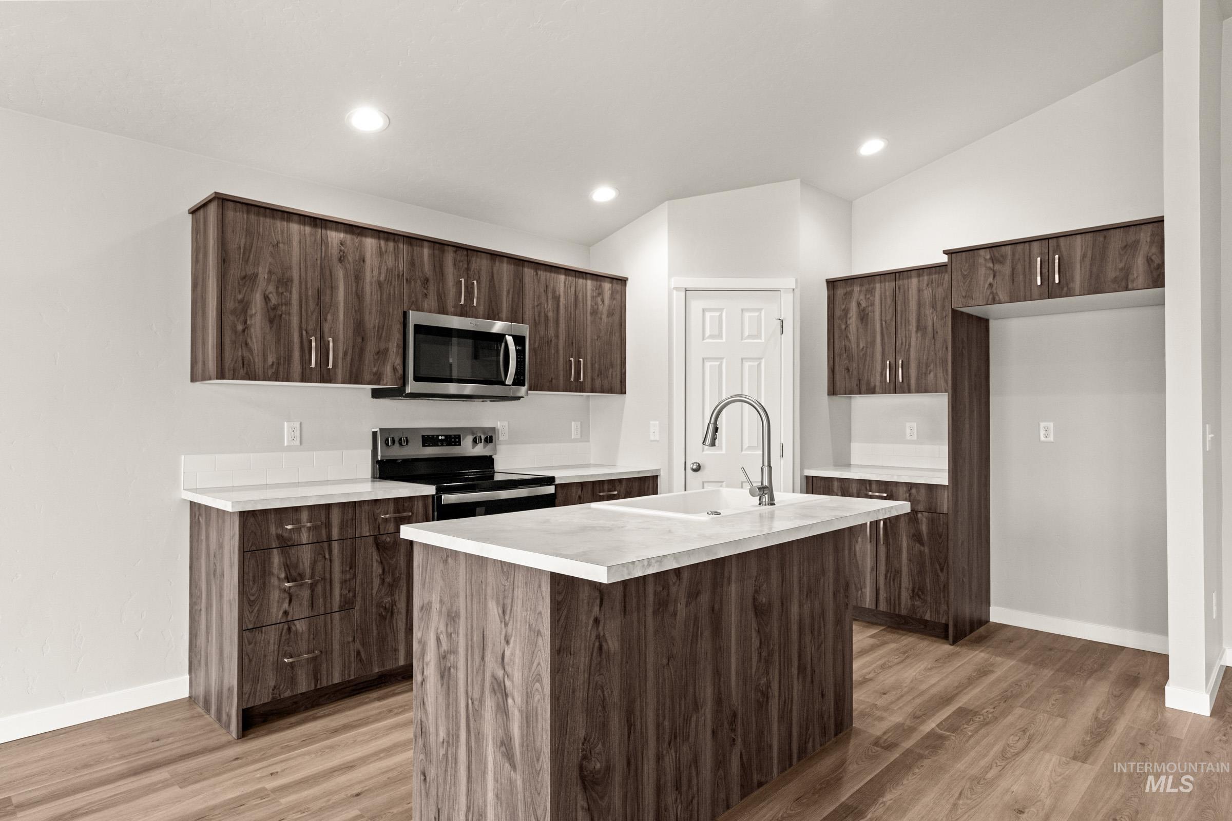 7143 E Shields Dr, Nampa, Idaho 83687, 3 Bedrooms, 2 Bathrooms, Residential For Sale, Price $424,990, 98978447