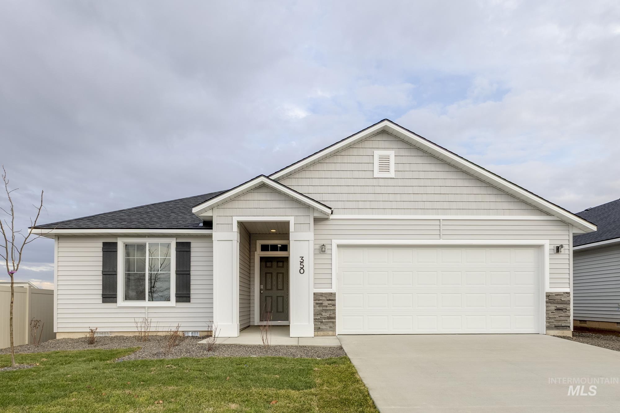 517 Pine St, New Plymouth, Idaho 83655, 4 Bedrooms, 2 Bathrooms, Residential For Sale, Price $424,990,MLS 98978450