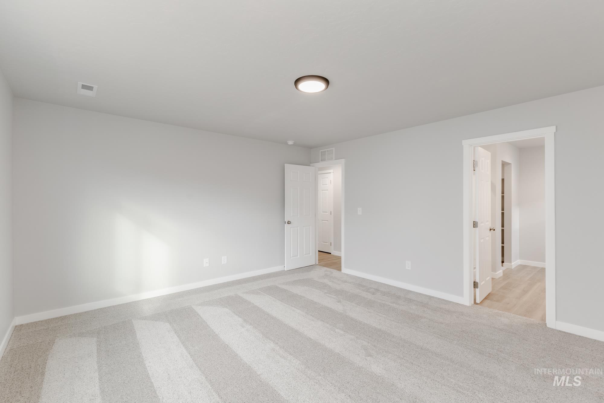 517 Pine St, New Plymouth, Idaho 83655, 4 Bedrooms, 2 Bathrooms, Residential For Sale, Price $424,990,MLS 98978450