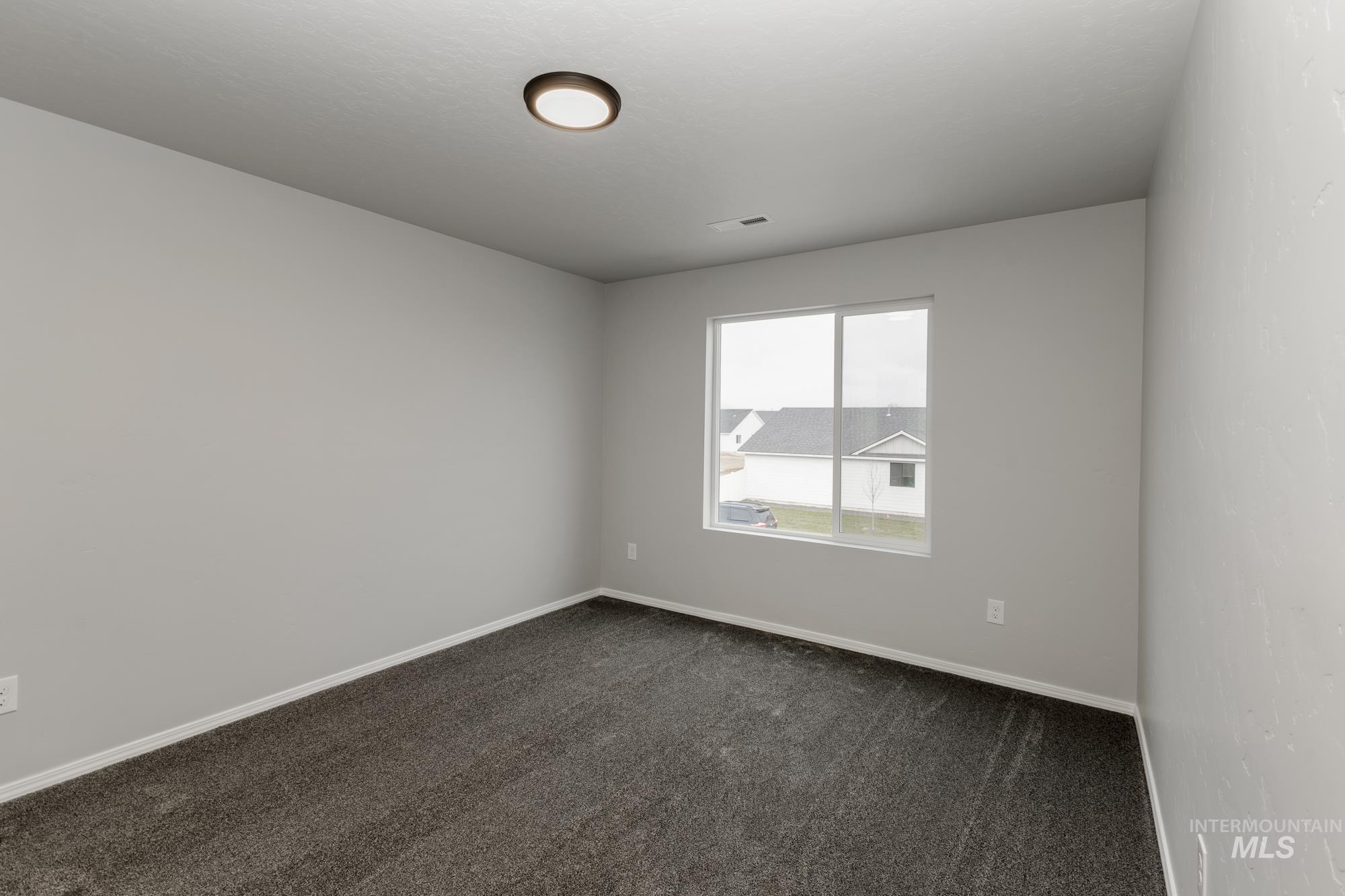 2898 W Taiban Creek Dr, Kuna, Idaho 83634, 5 Bedrooms, 3 Bathrooms, Residential For Sale, Price $519,990,MLS 98978452