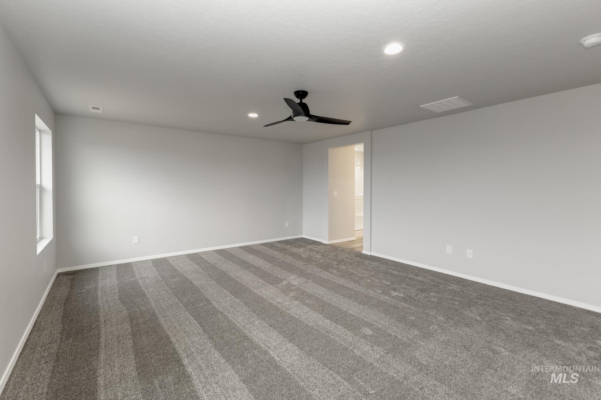 2898 W Taiban Creek Dr, Kuna, Idaho 83634, 5 Bedrooms, 3 Bathrooms, Residential For Sale, Price $519,990,MLS 98978452