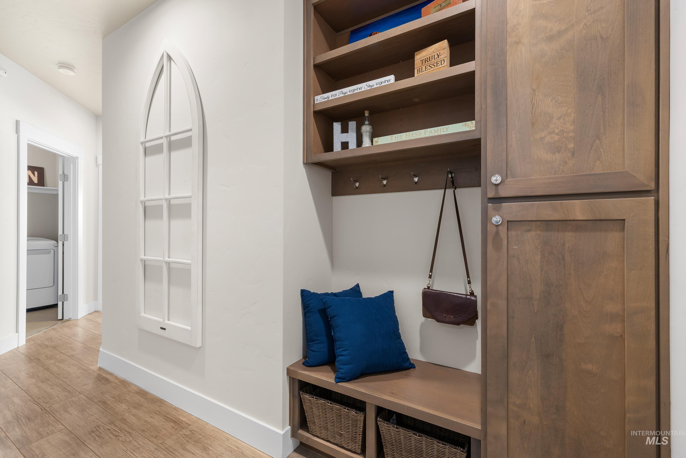 1956 N World Cup Way, Eagle, Idaho 83616, 4 Bedrooms, 2 Bathrooms, Residential For Sale, Price $725,000,MLS 98978454