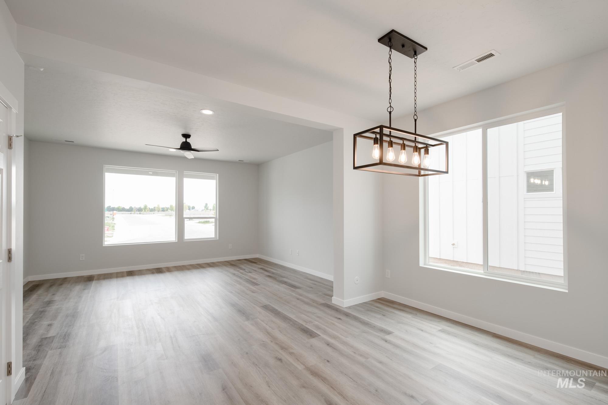 6917 S Harvest Cove Ave, Boise, Idaho 83709, 3 Bedrooms, 2.5 Bathrooms, Residential For Sale, Price $474,990,MLS 98978455